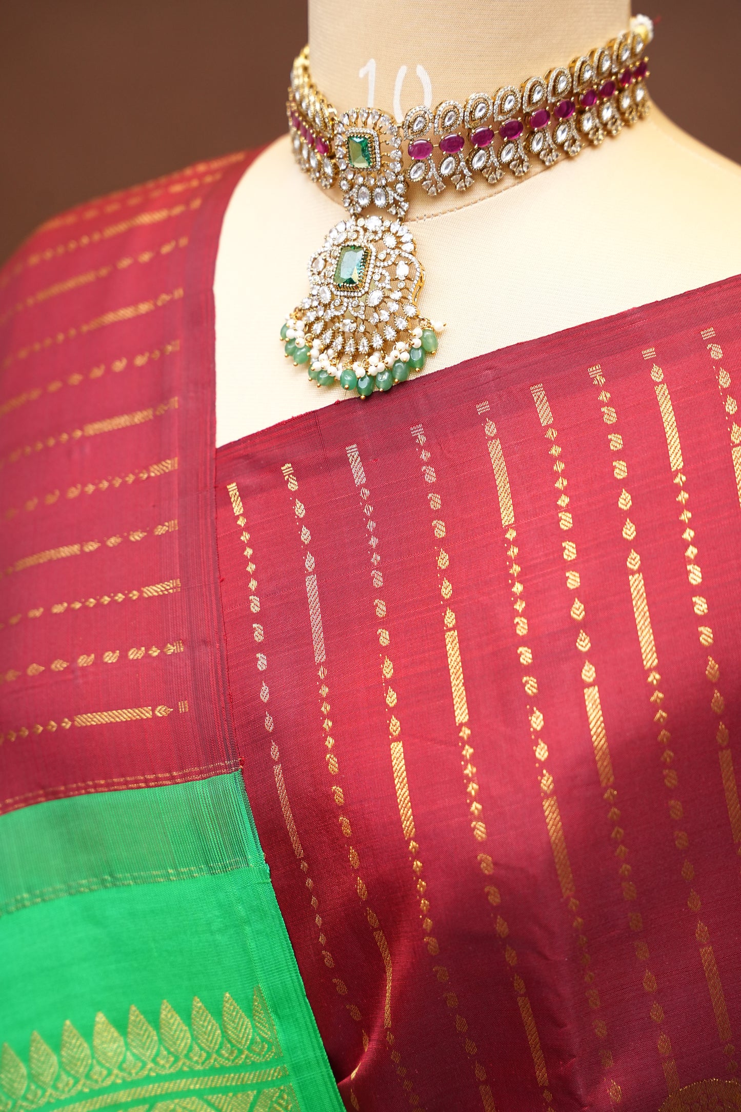Deep Red & Parrot Green Borderless Pure Kanchivaram Silk Saree|Silk Mark Certified.