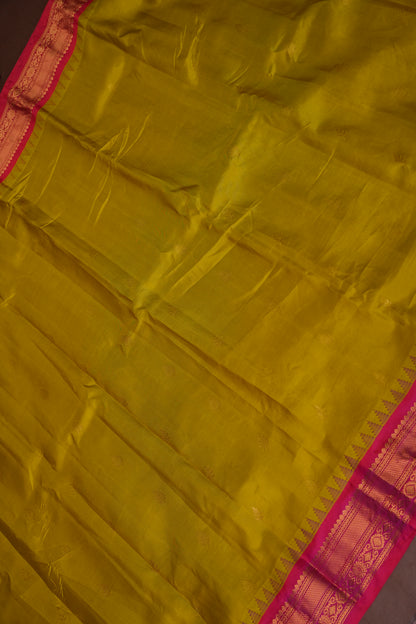 Pure Gadwal Silk Saree - Parrot Green and Hot Pink