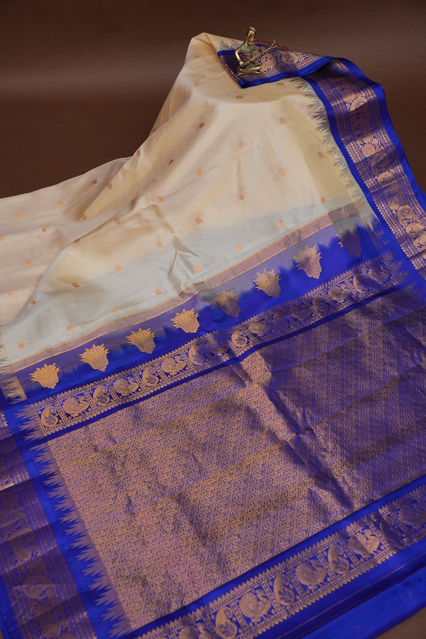 Pure Gadwal Silk Saree - Soft Ivory and Royal Blue