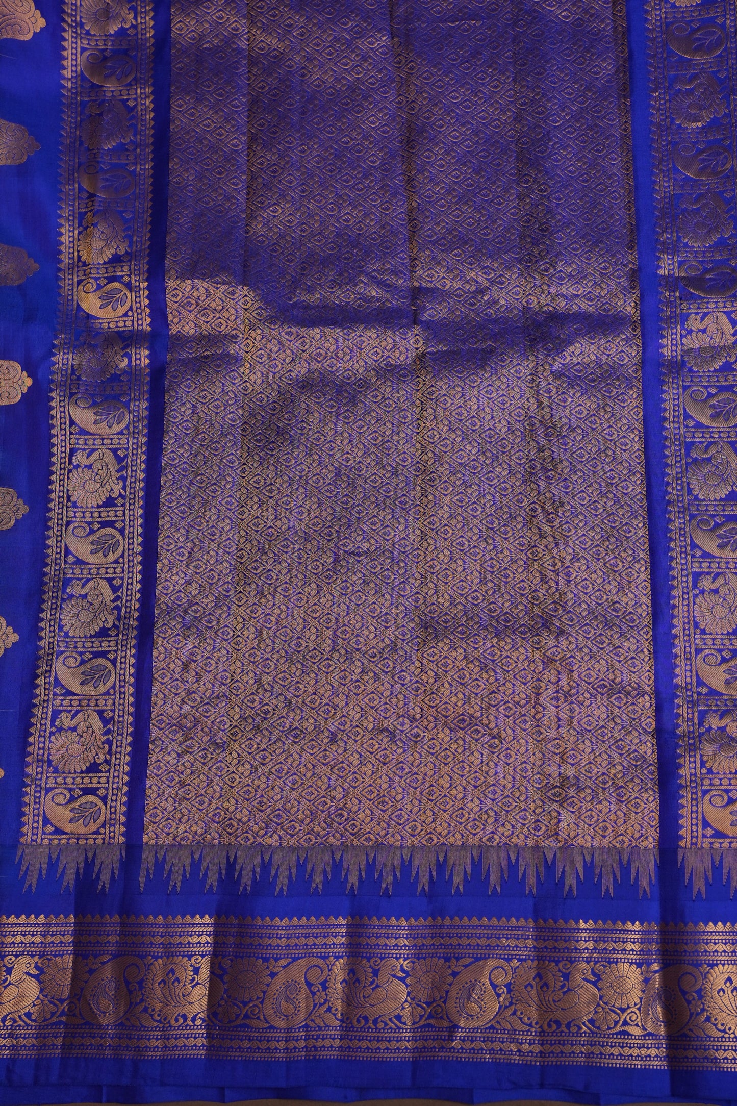Pure Gadwal Silk Saree - Soft Ivory and Royal Blue