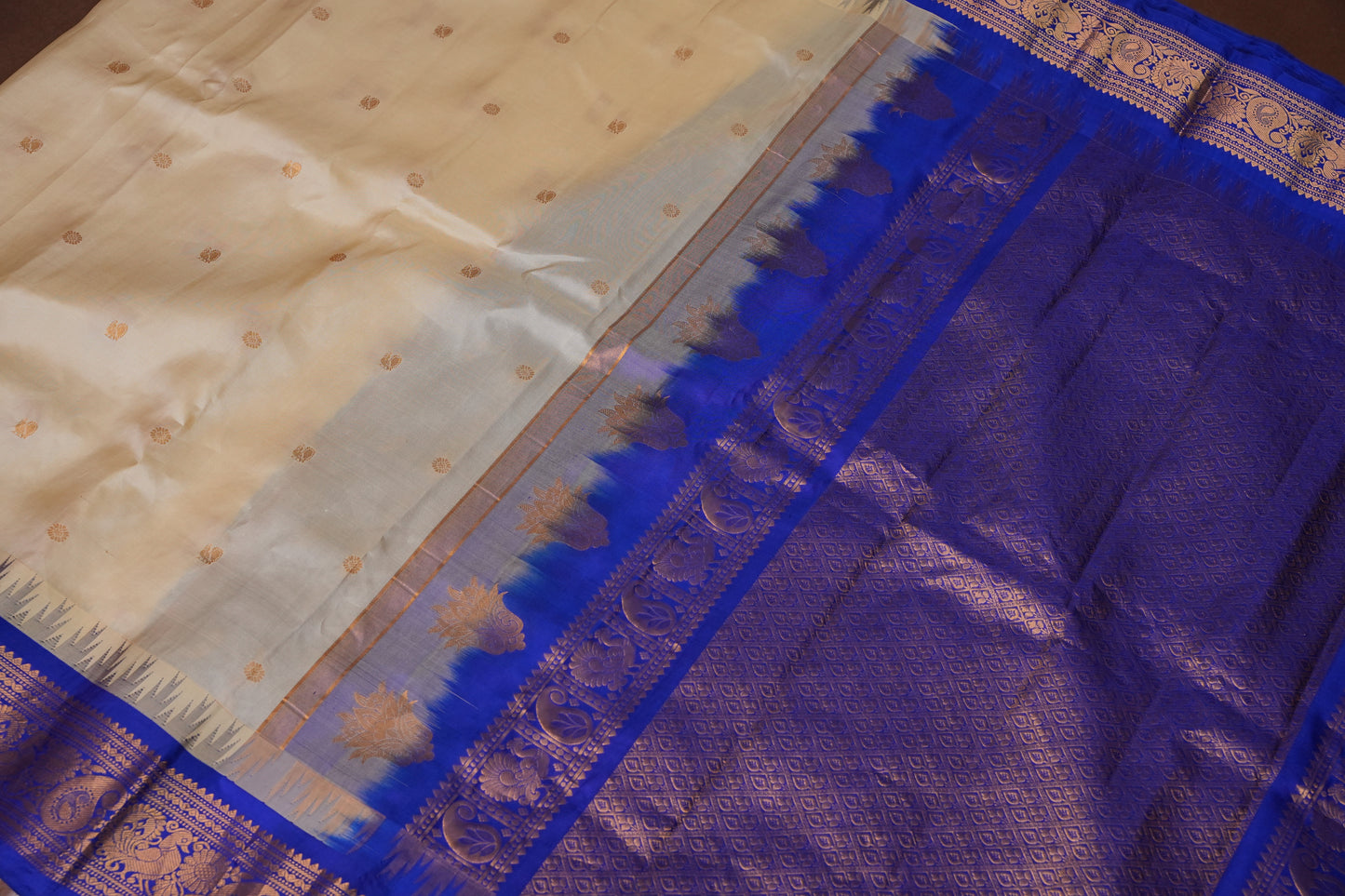 Pure Gadwal Silk Saree - Soft Ivory and Royal Blue