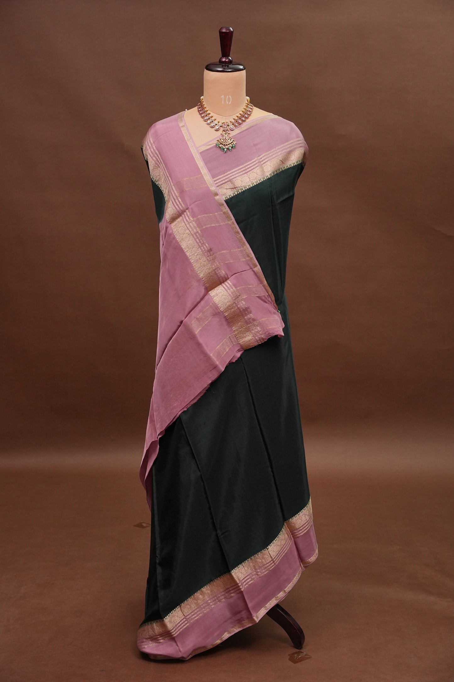 Plain Crepe Silk Saree - Bottle Green and Pink