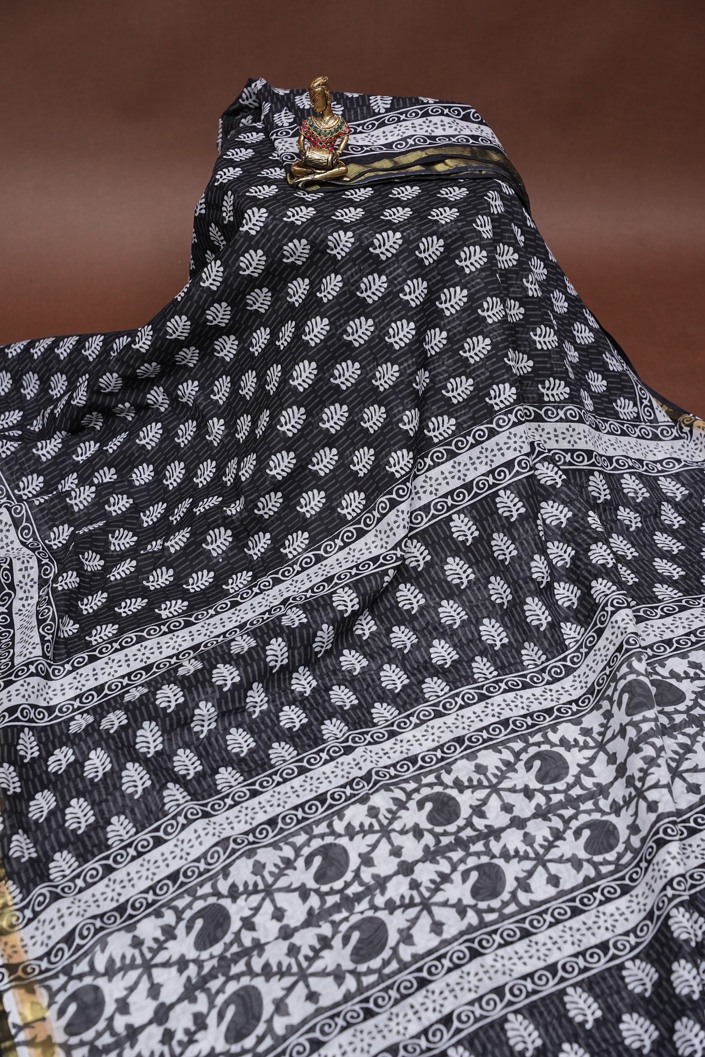 Mul Mul Cotton Ajrak Print Saree - Black