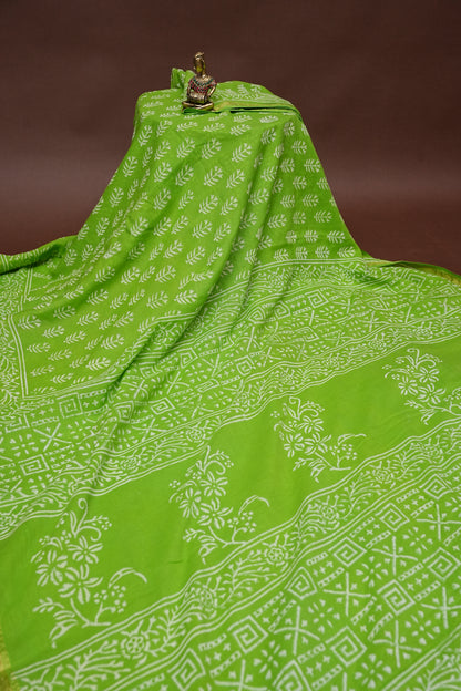 Mul Mul Cotton Ajrak Print Saree - Green