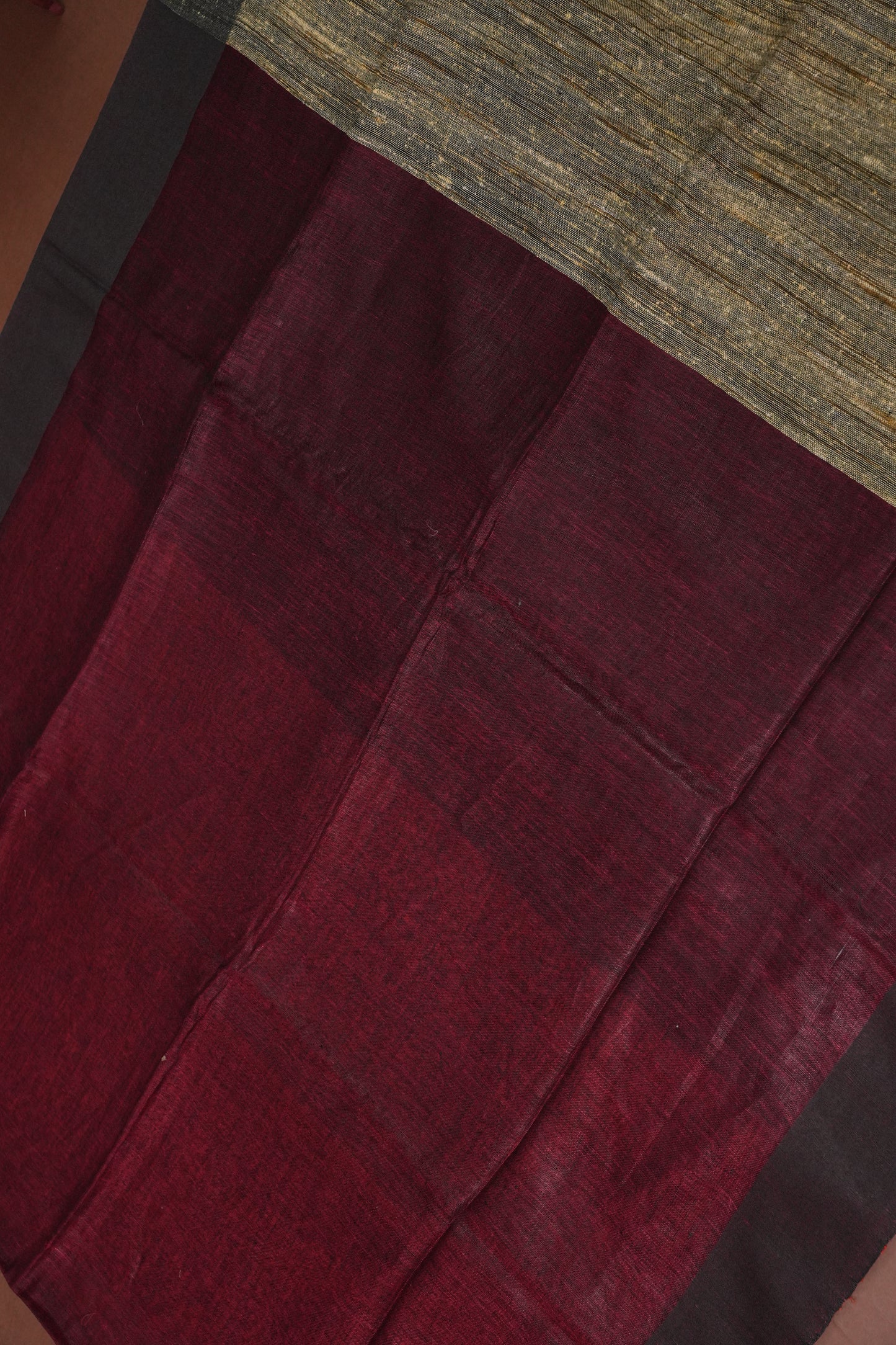 Half & Half Pure Linen Saree with Jute Pallu & Tassles - Maroon & Rust