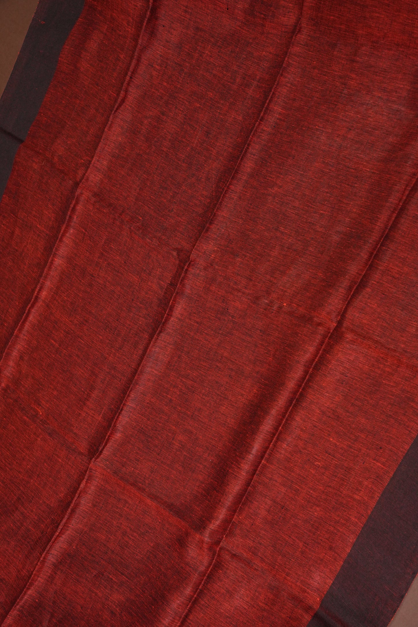 Half & Half Pure Linen Saree with Jute Pallu & Tassles - Maroon & Rust