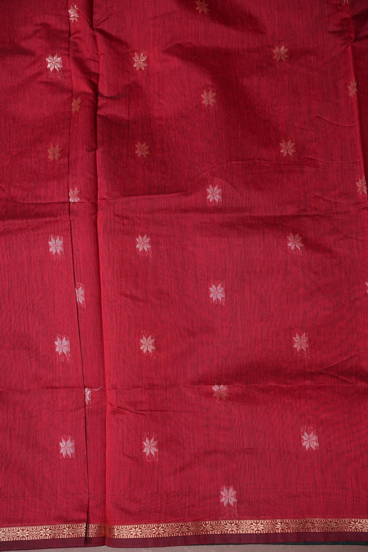 Maheshwari Silk Cotton Saree - Bottle Green & Red