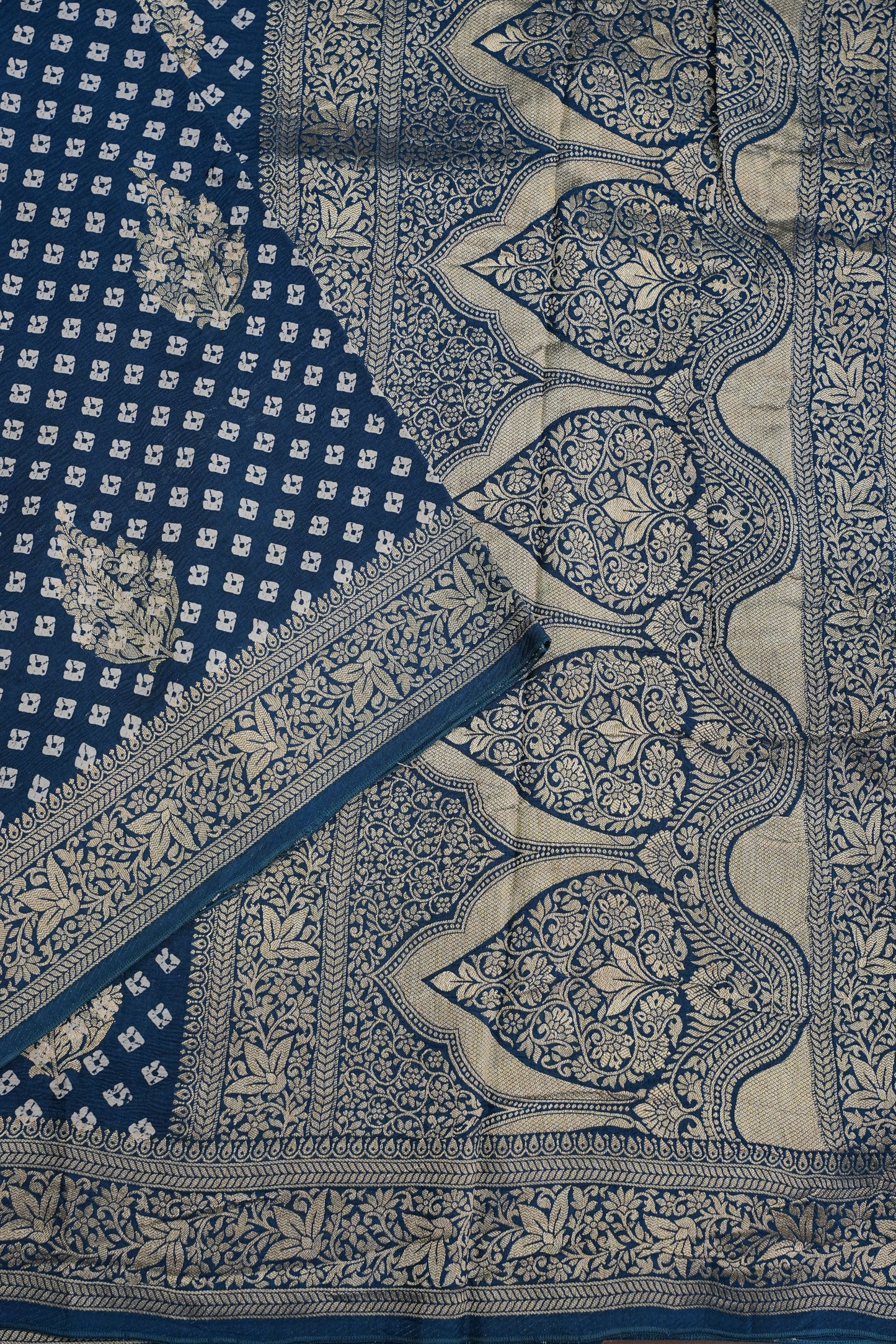 Crushed Munga Banarasi Saree with Bandhini Prints-Peacock Blue