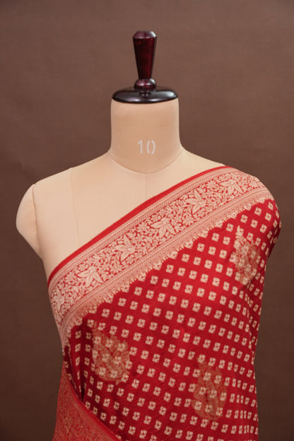 Crushed Munga Banarasi Saree with Bandhini Prints-Red