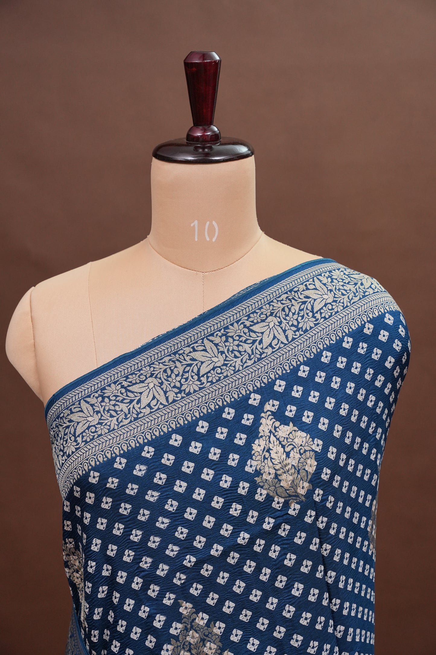 Crushed Munga Banarasi Saree with Bandhini Prints-Peacock Blue