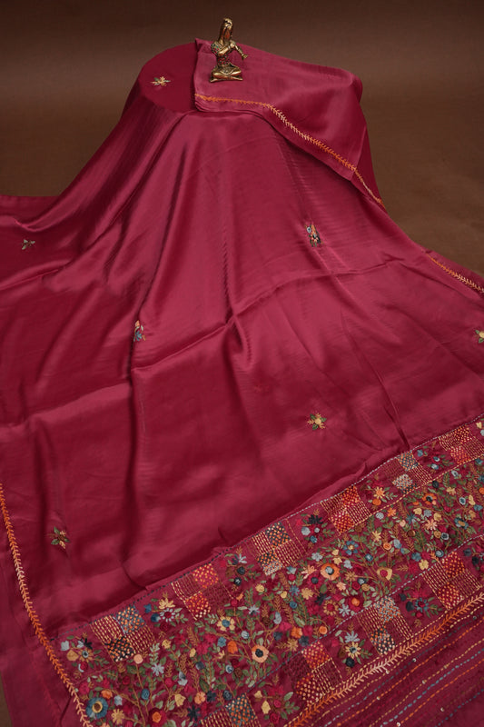 Rose Pink-Crepe silk saree with French knot work