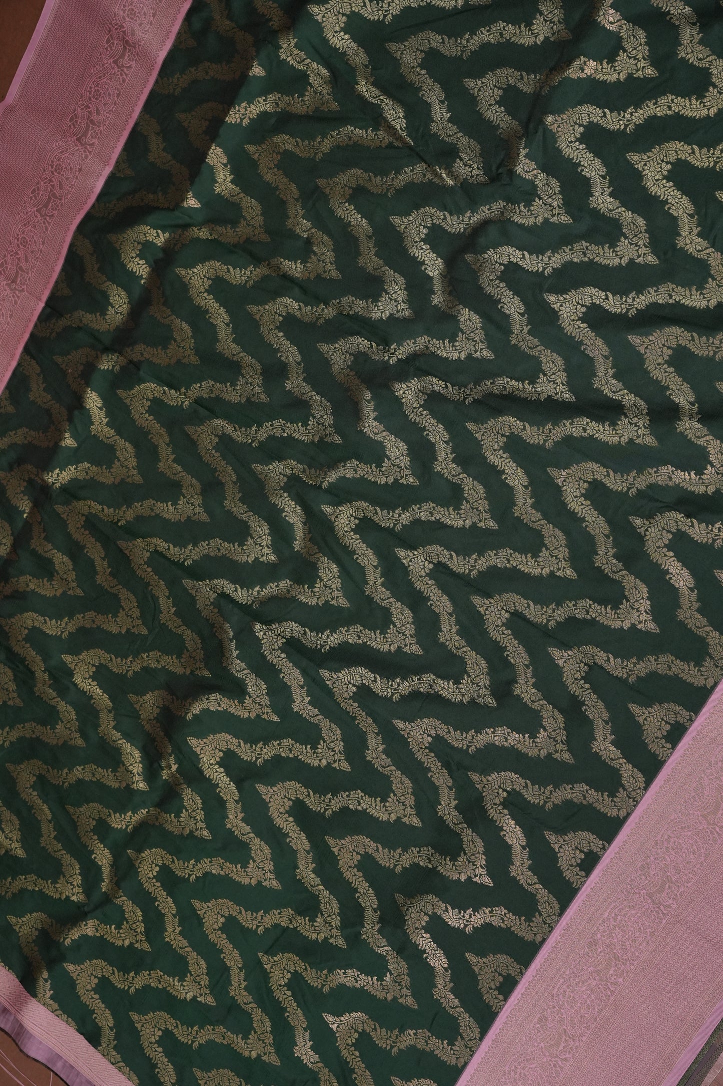 Kanchivaram Semi Silk Saree - Emerald Green with Baby Pink