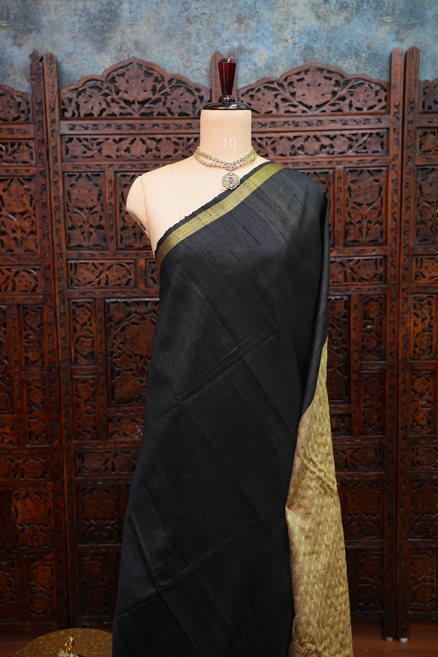 Pure Raw Silk Saree with Rich Champagne Zari Pallu – Black & Champagne Gold