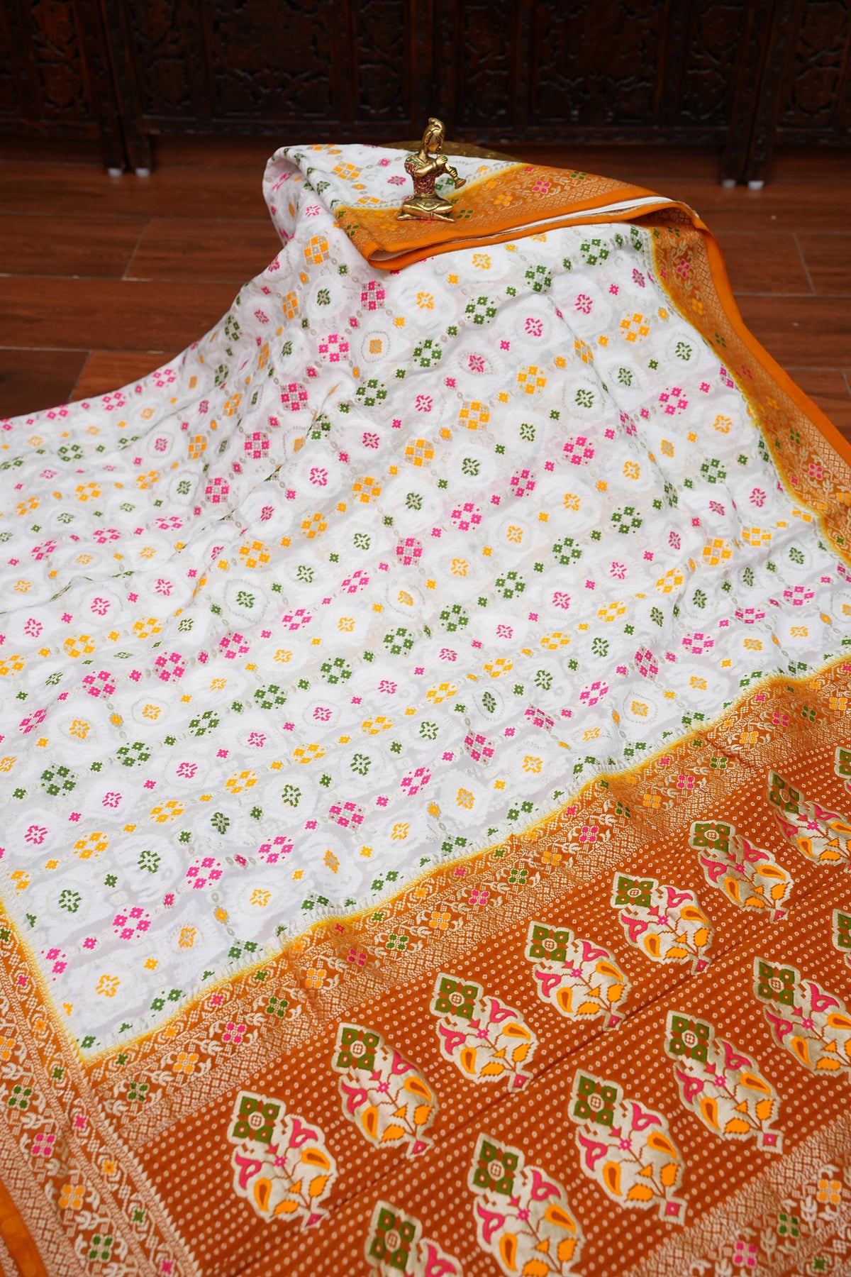 Heavy Georgette Banarasi Saree with Geometric Jaal Weaving – White & Mustard