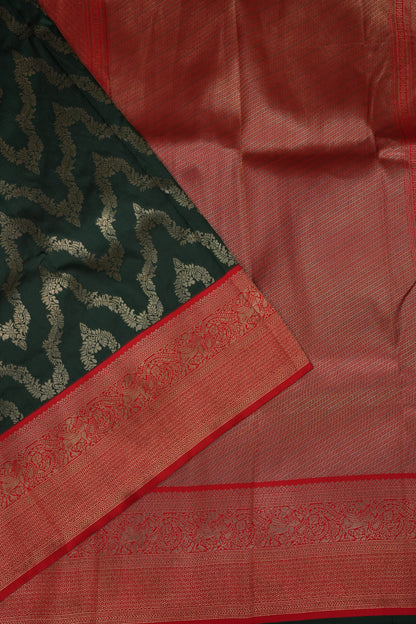 Kanchivaram Semi Silk Saree - Emerald Green with Red
