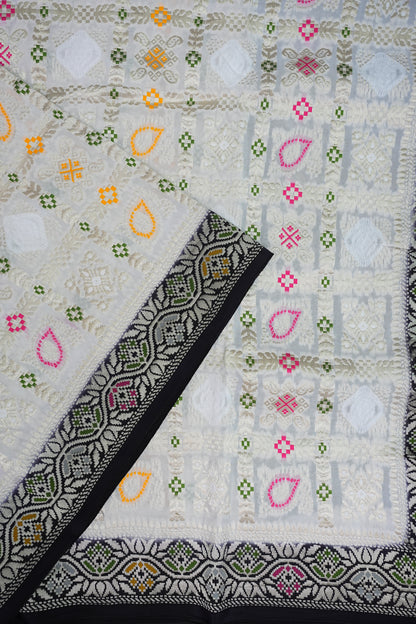 Heavy Georgette Banarasi Saree with Geometric Jaal Weaving – White & Black