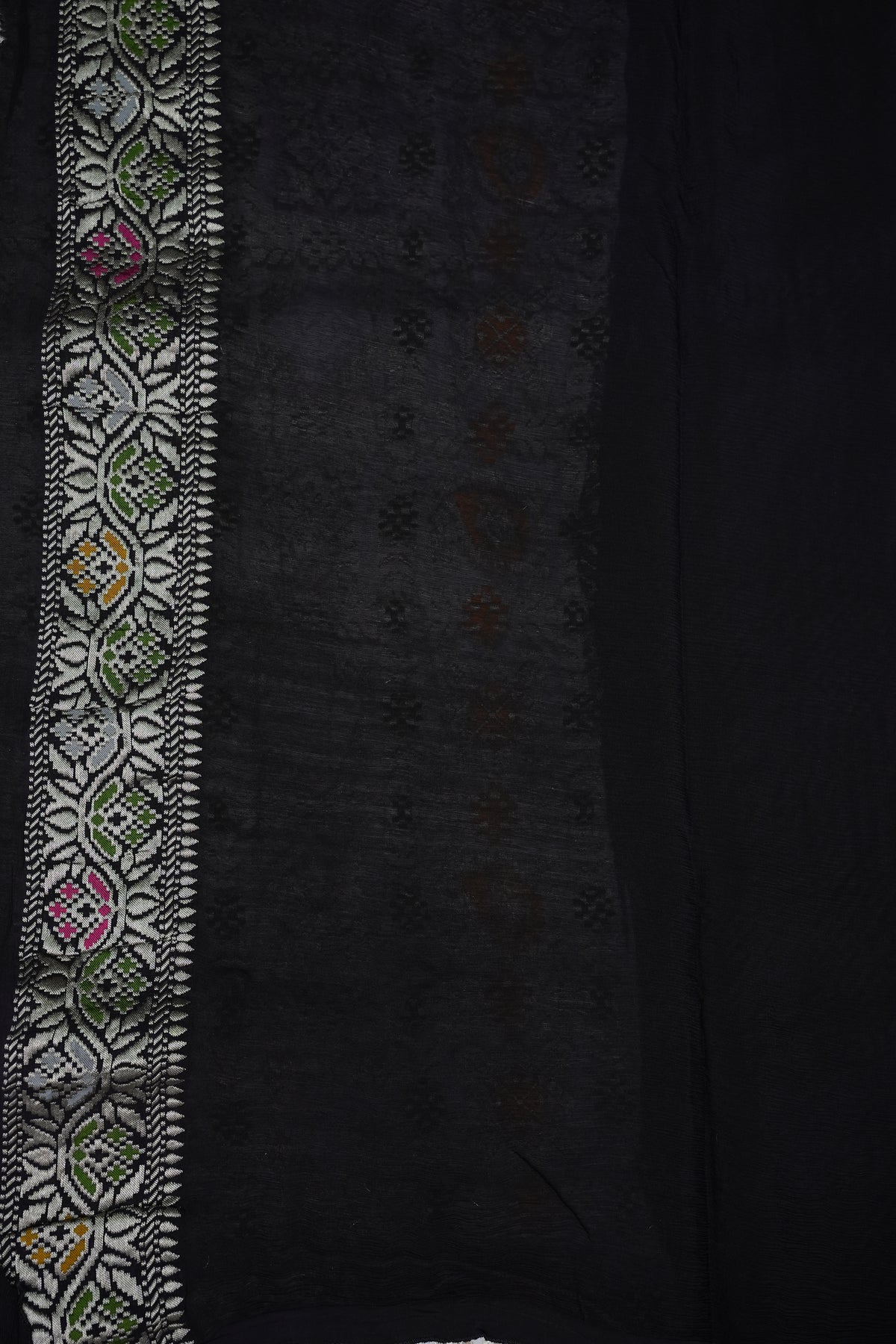 Heavy Georgette Banarasi Saree with Geometric Jaal Weaving – White & Black