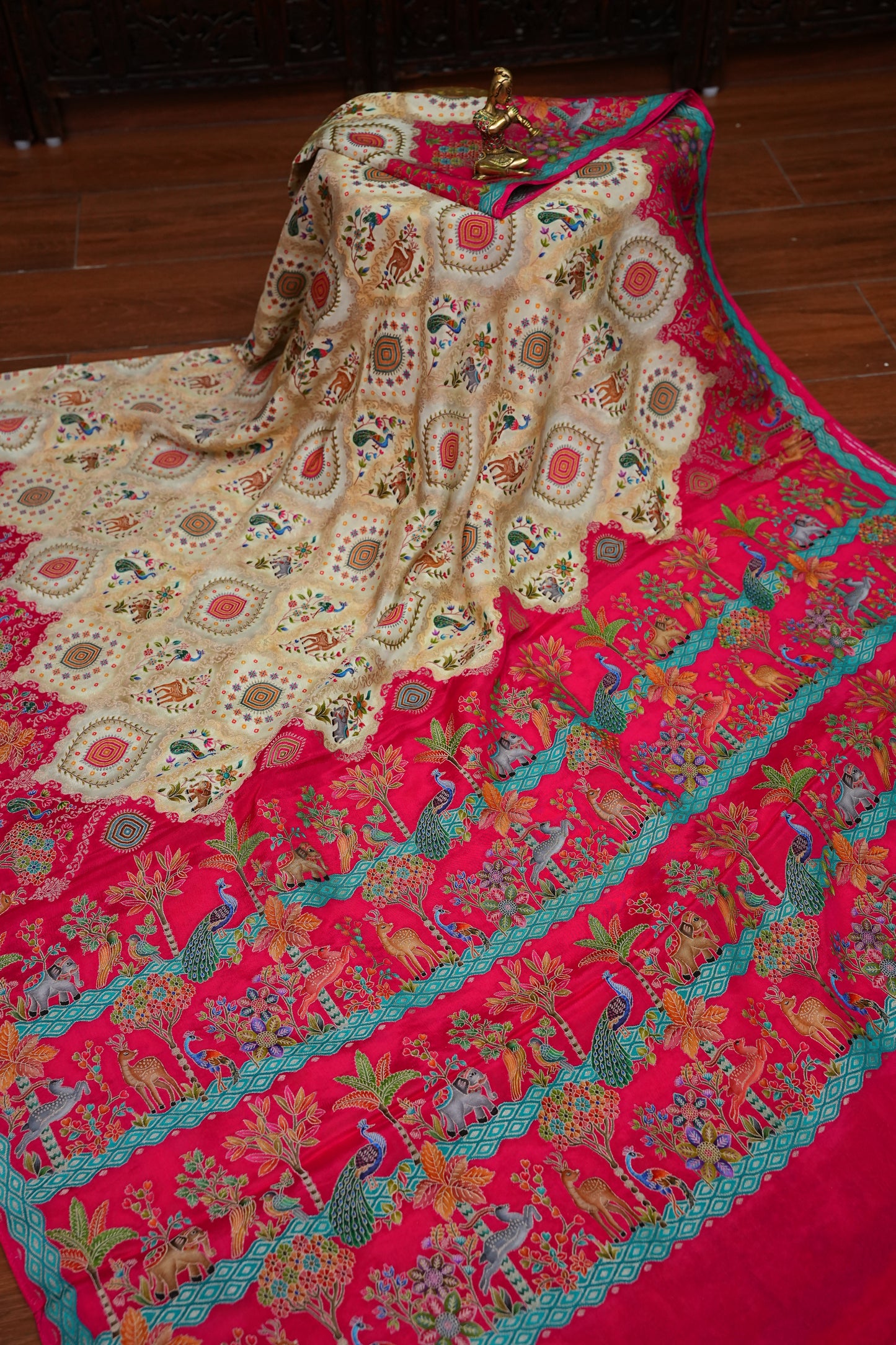 Pure Chinon Crepe Silk Saree with Kashmiri Pashmina Digital Print – Pink & White