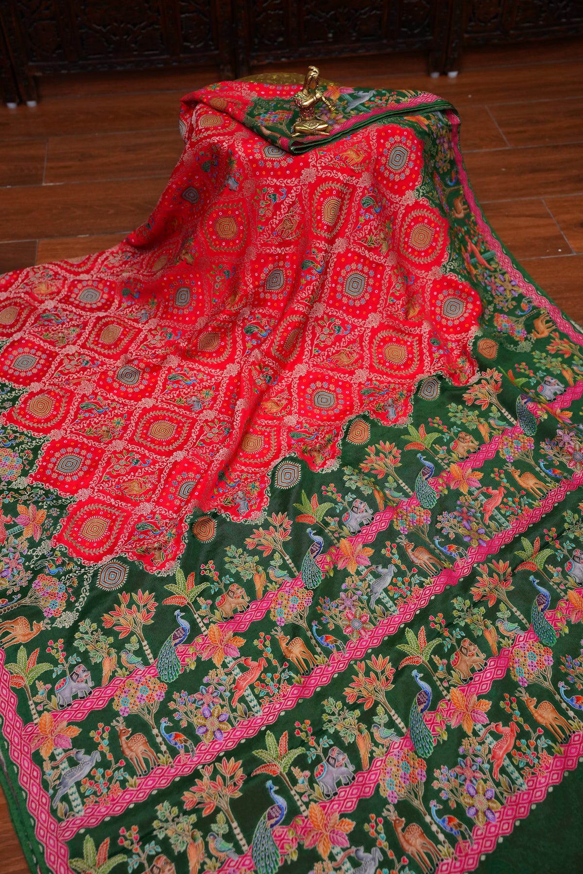 Pure Chinon Crepe Silk Saree with Kashmiri Pashmina Digital Print – Pink & Green