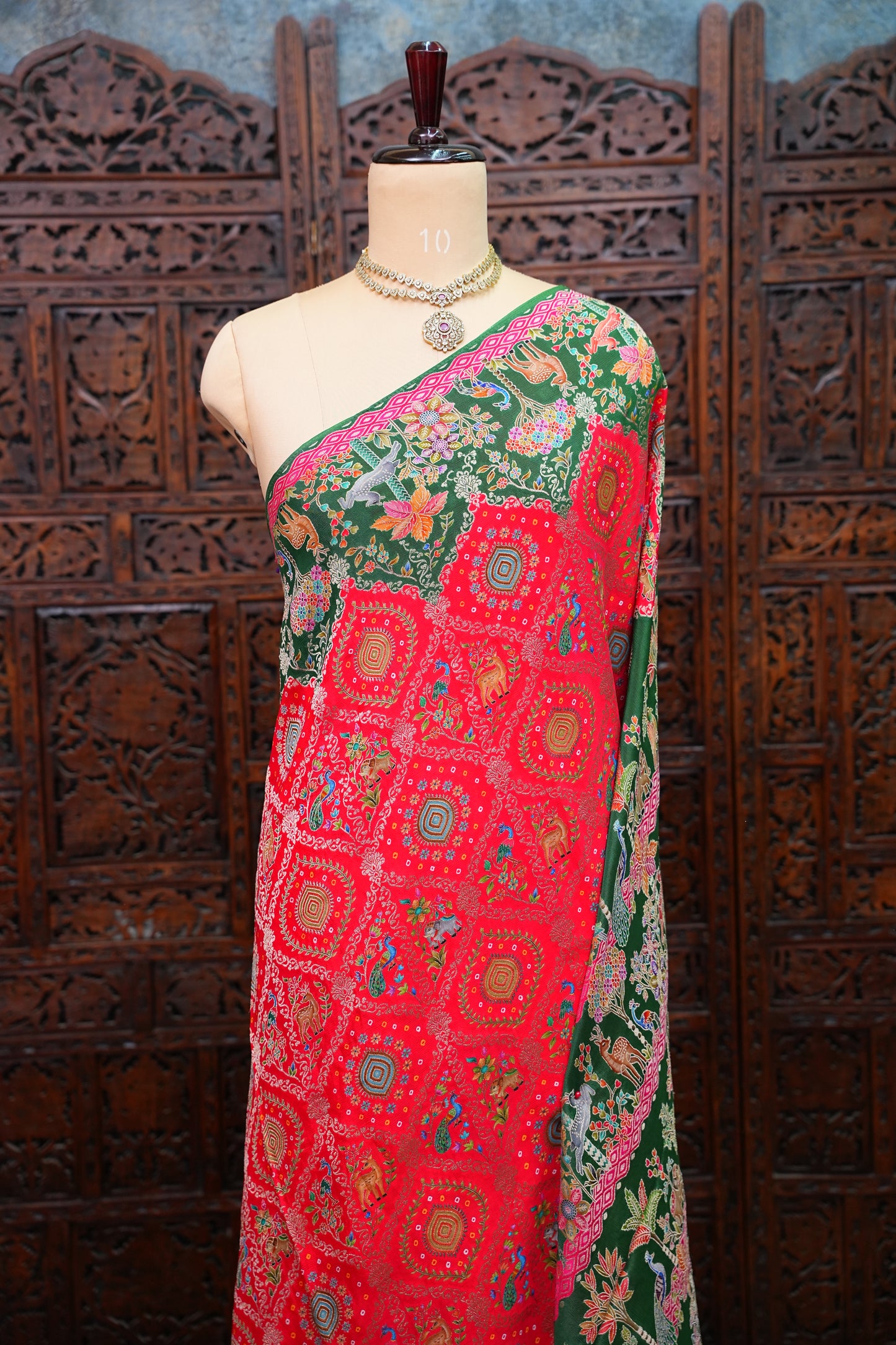 Pure Chinon Crepe Silk Saree with Kashmiri Pashmina Digital Print – Pink & Green