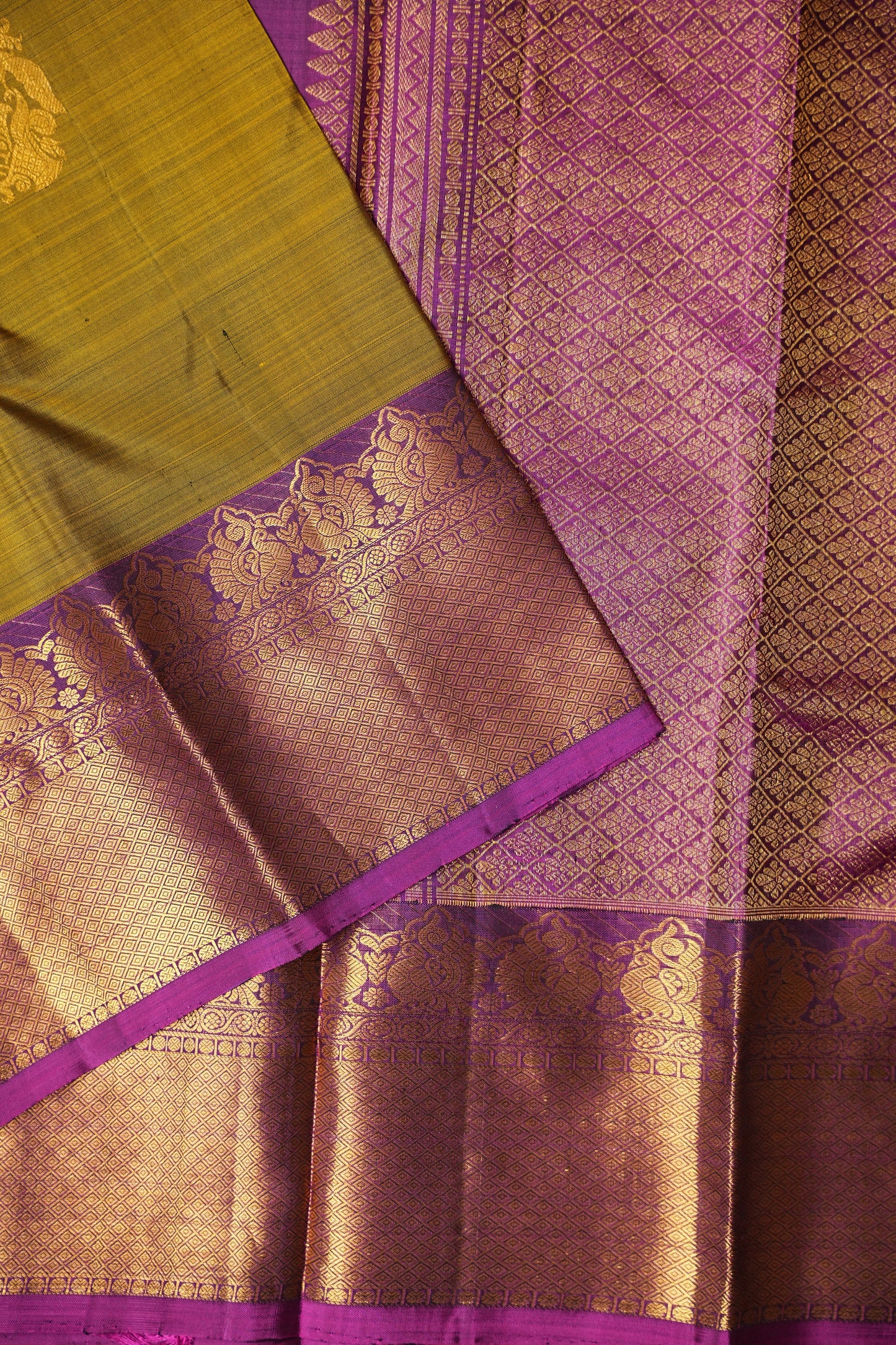 Burnt Olive Green with Deep Magenta Pure Kanchipuram Silk Saree|Silk Mark Certified