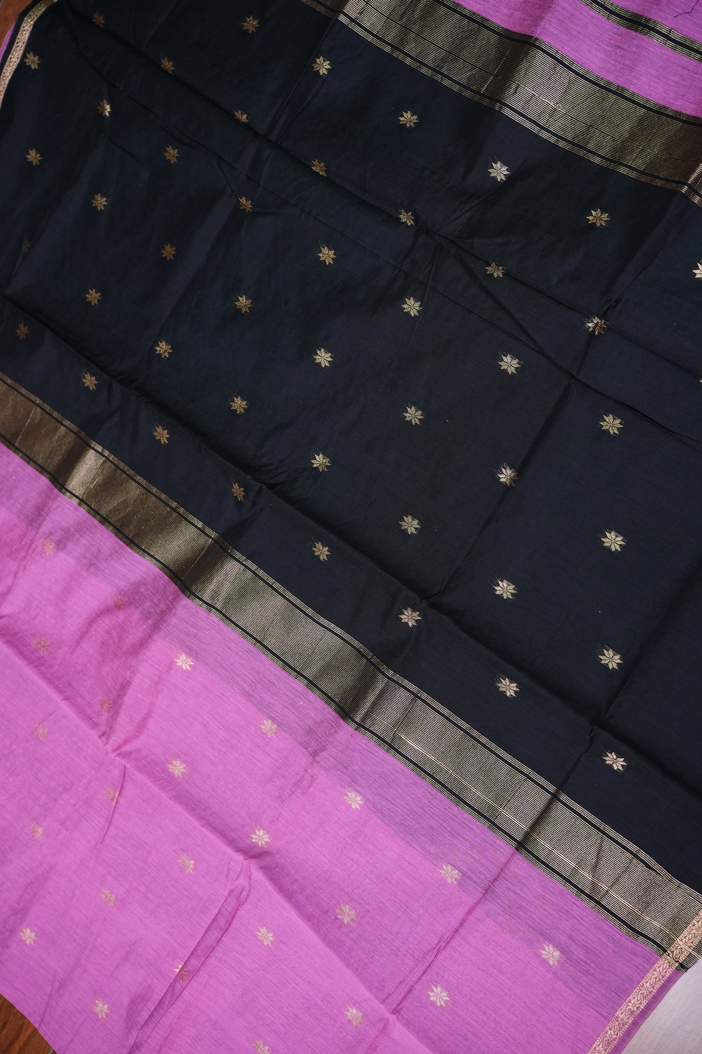 Maheshwari Silk Cotton Saree | Black With Pink
