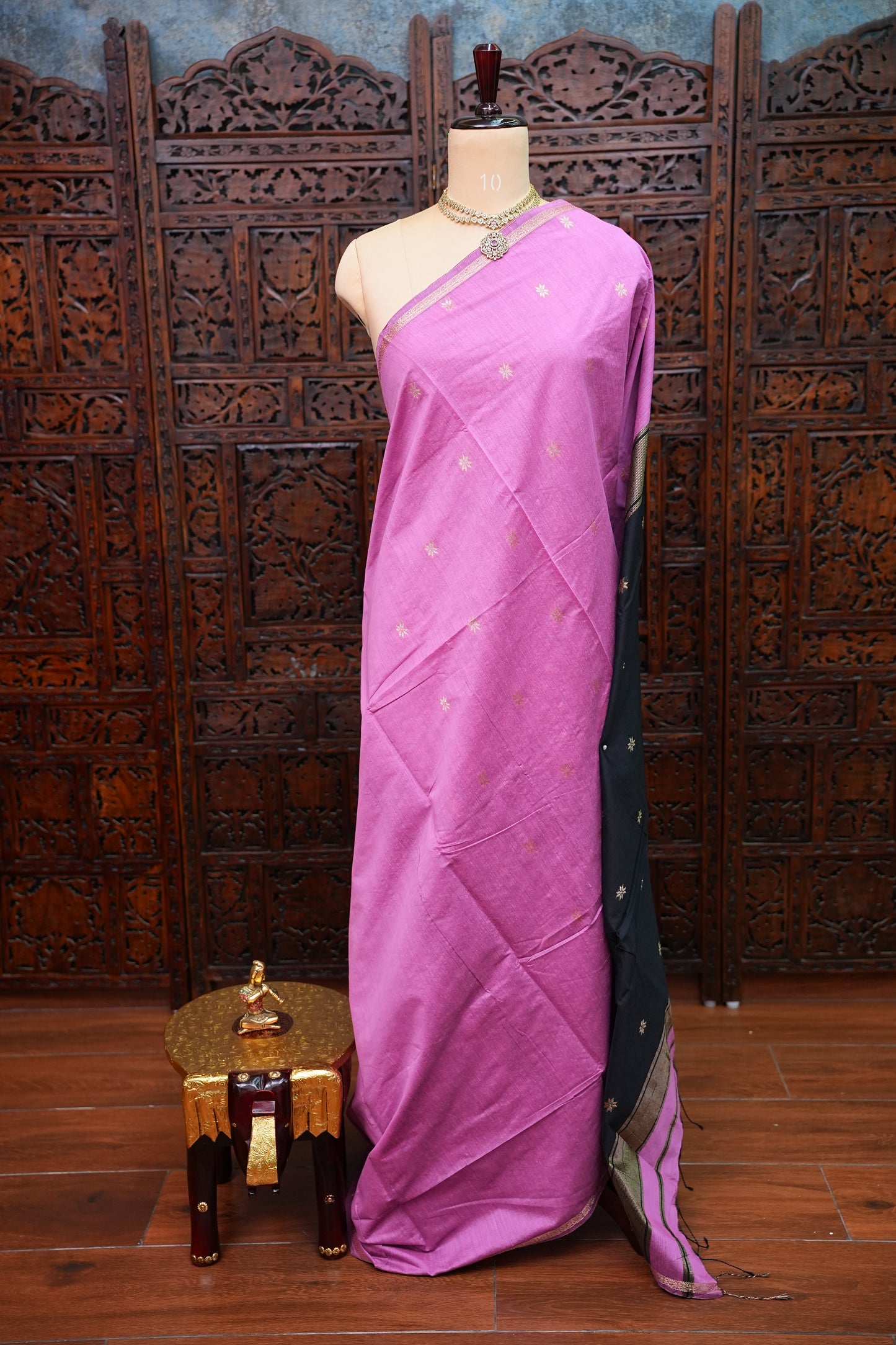 Maheshwari Silk Cotton Saree | Black With Pink