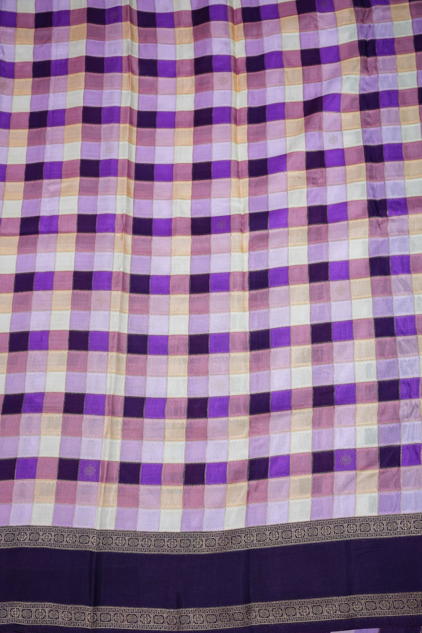 Munga Crepe Silk Saree – Purple Multicolour Checks with Deep Violet Zari Pallu