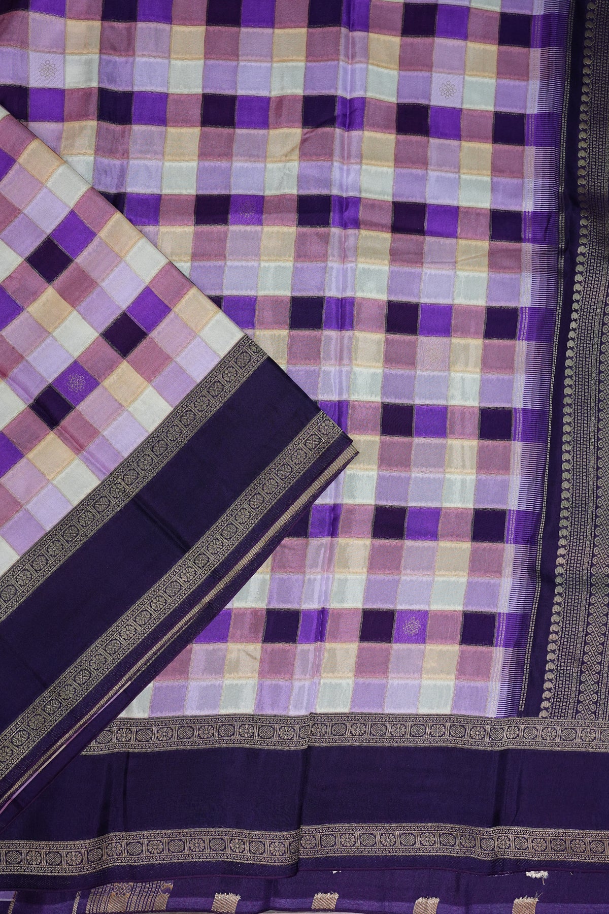 Munga Crepe Silk Saree – Purple Multicolour Checks with Deep Violet Zari Pallu