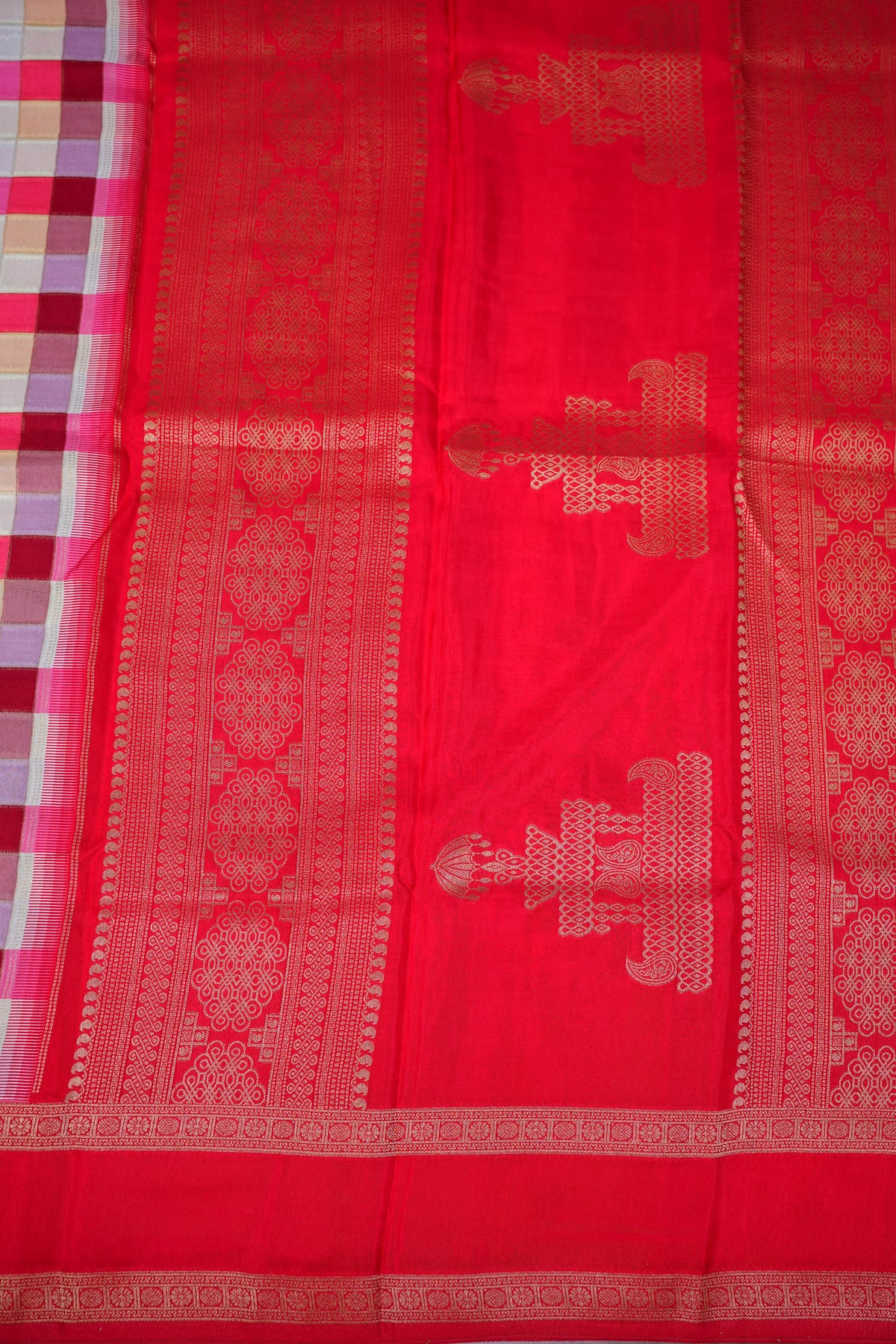 Munga Crepe Silk Saree – Multicolour Checks with Red Zari Pallu
