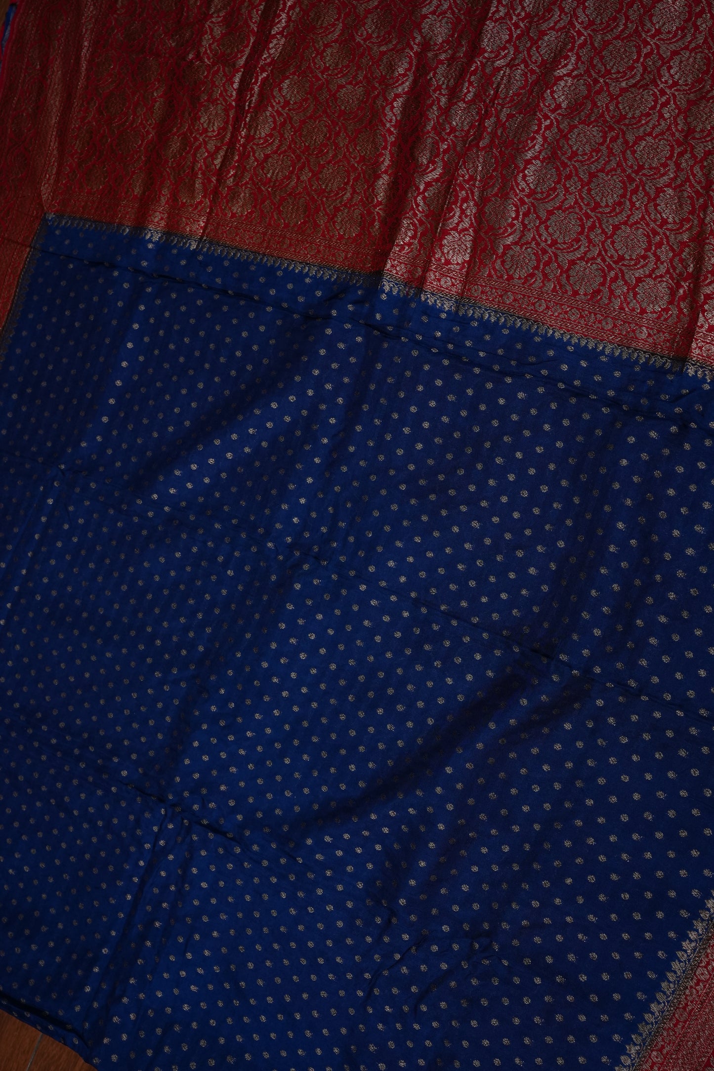 Khaddi Georgette Crepe Silk Saree with Antique Border – Peacock Blue & Red