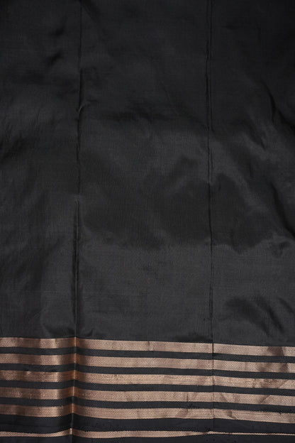 Geometric Patterned Pure Handloom Silk Katan Banaras Saree – Black
