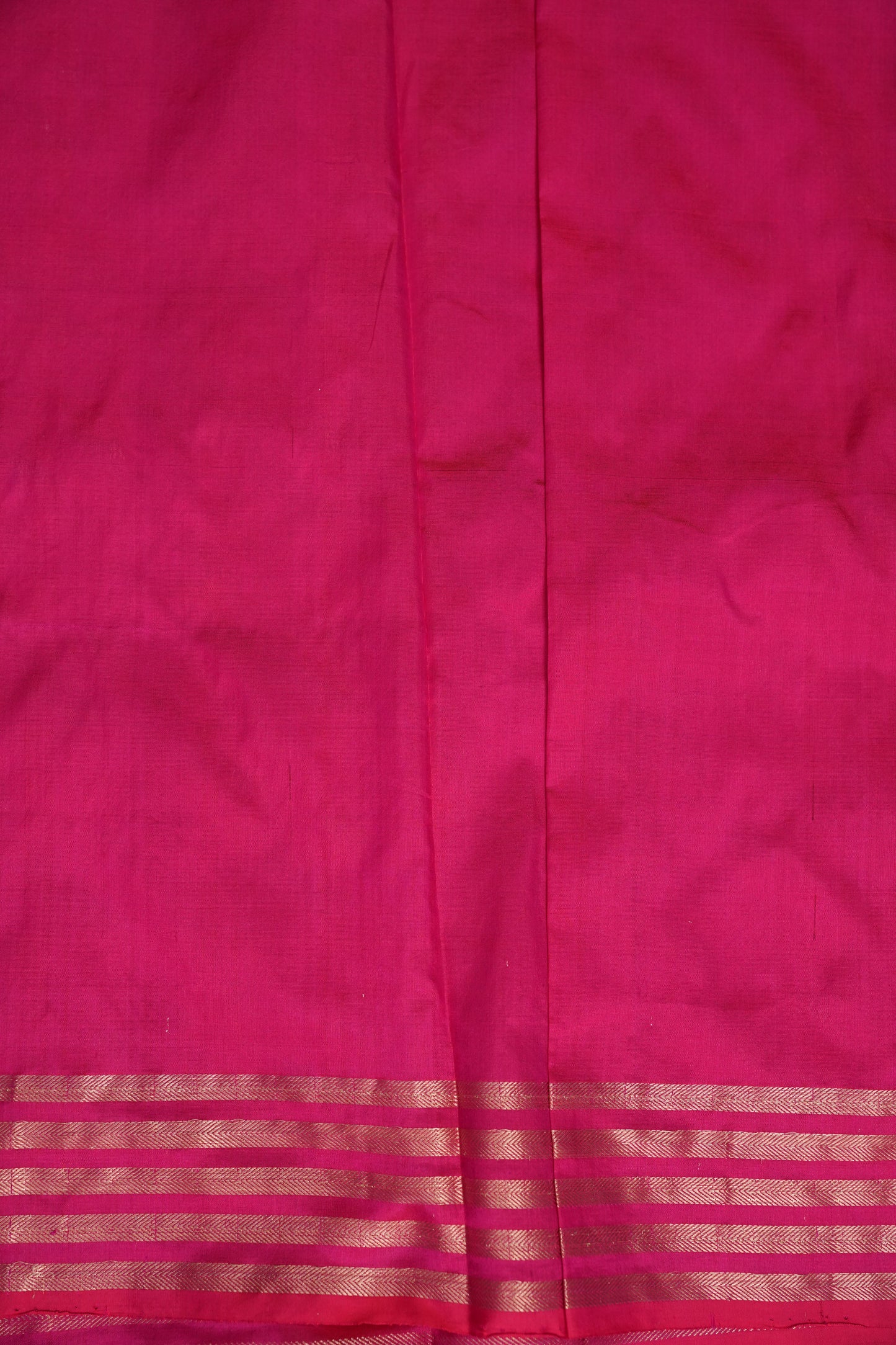 Geometric Patterned Pure Handloom Silk Katan Banaras Saree - Hot Pink