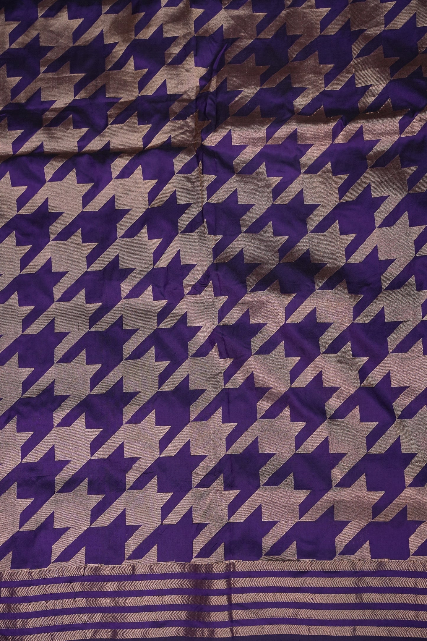 Geometric Patterned Pure Handloom Silk Katan Banaras Saree – Royal Purple
