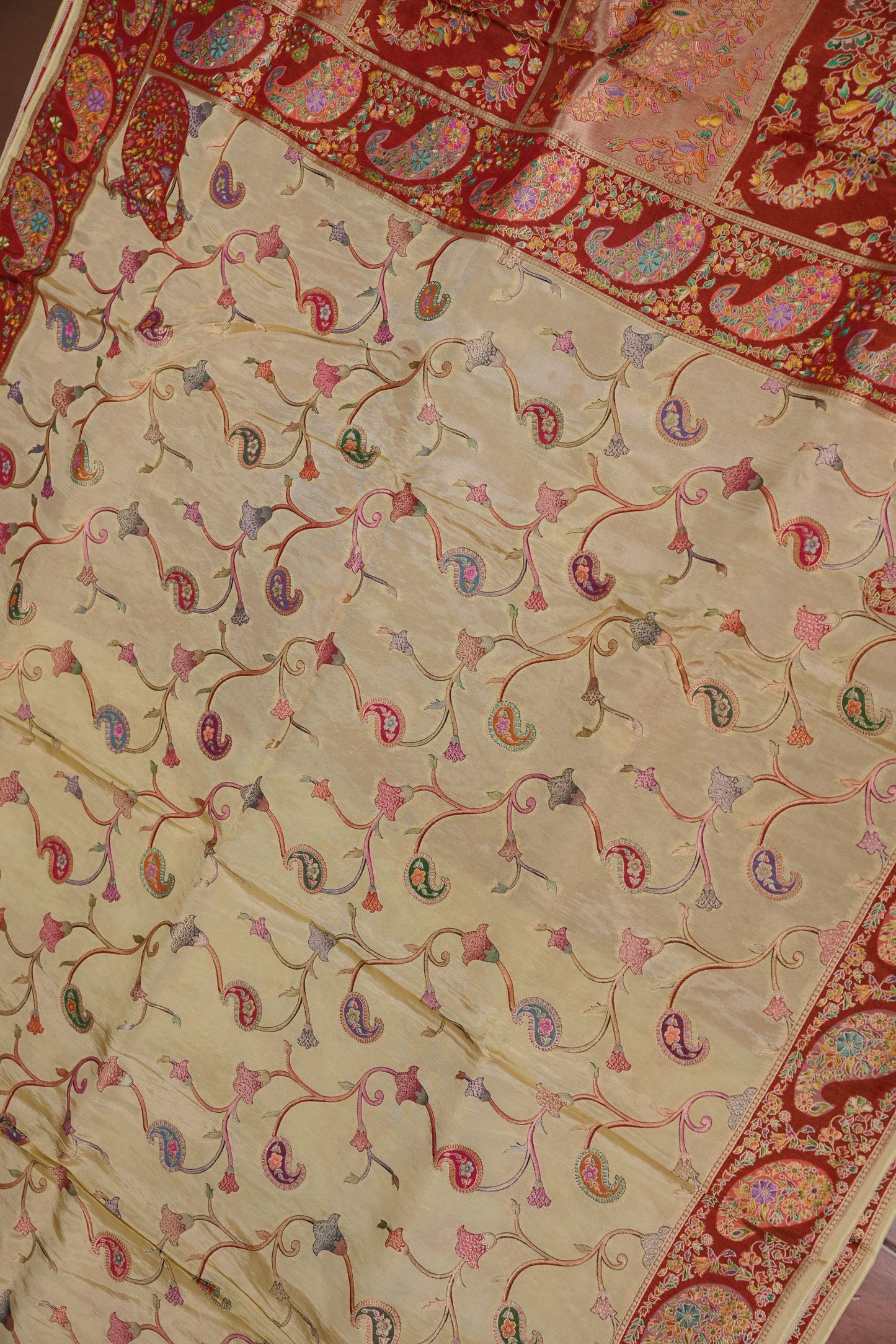 Kashmiri Pashmina Mellow Tissue Saree - Ivory Gold