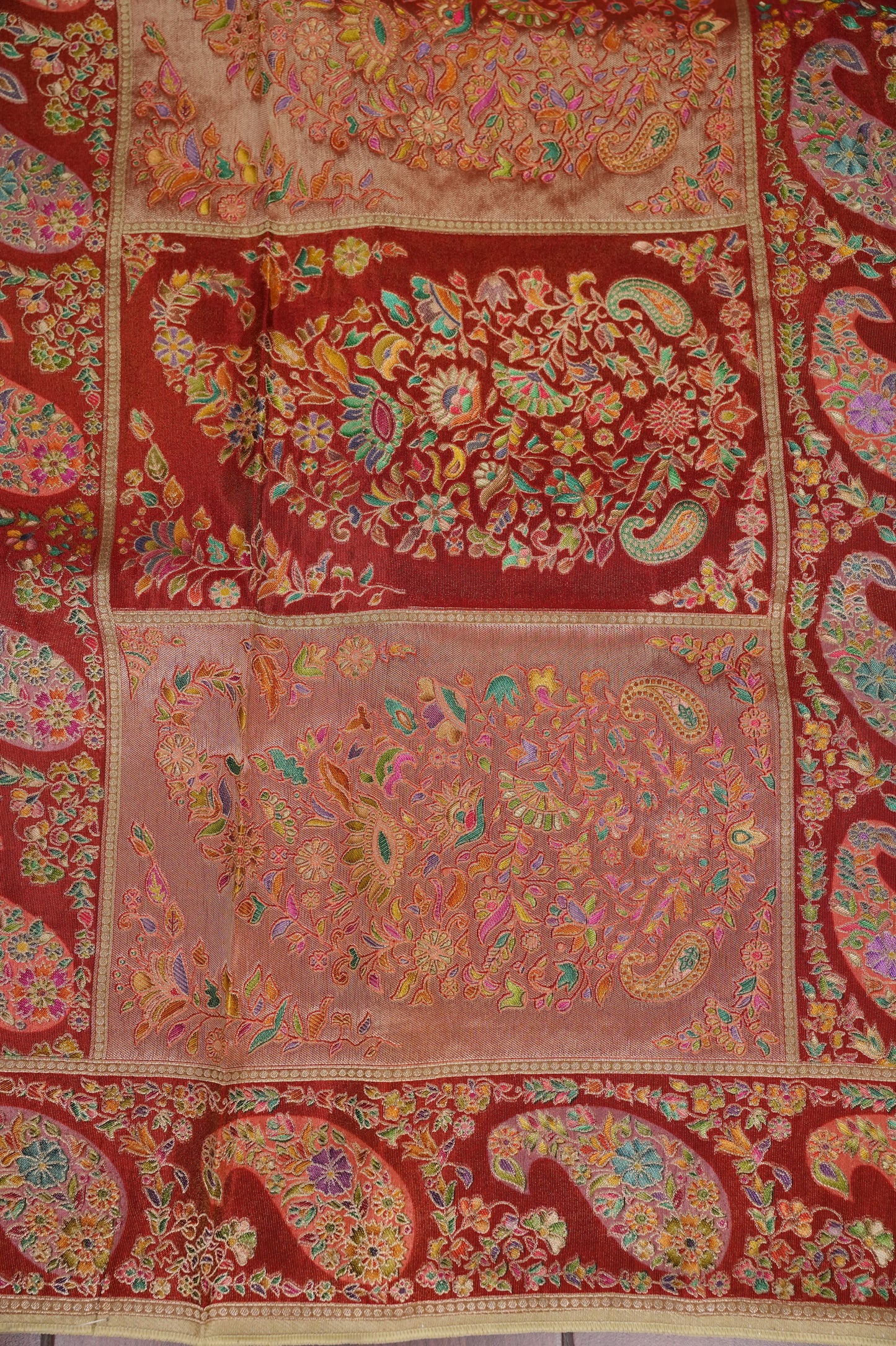 Kashmiri Pashmina Mellow Tissue Saree - Ivory Gold