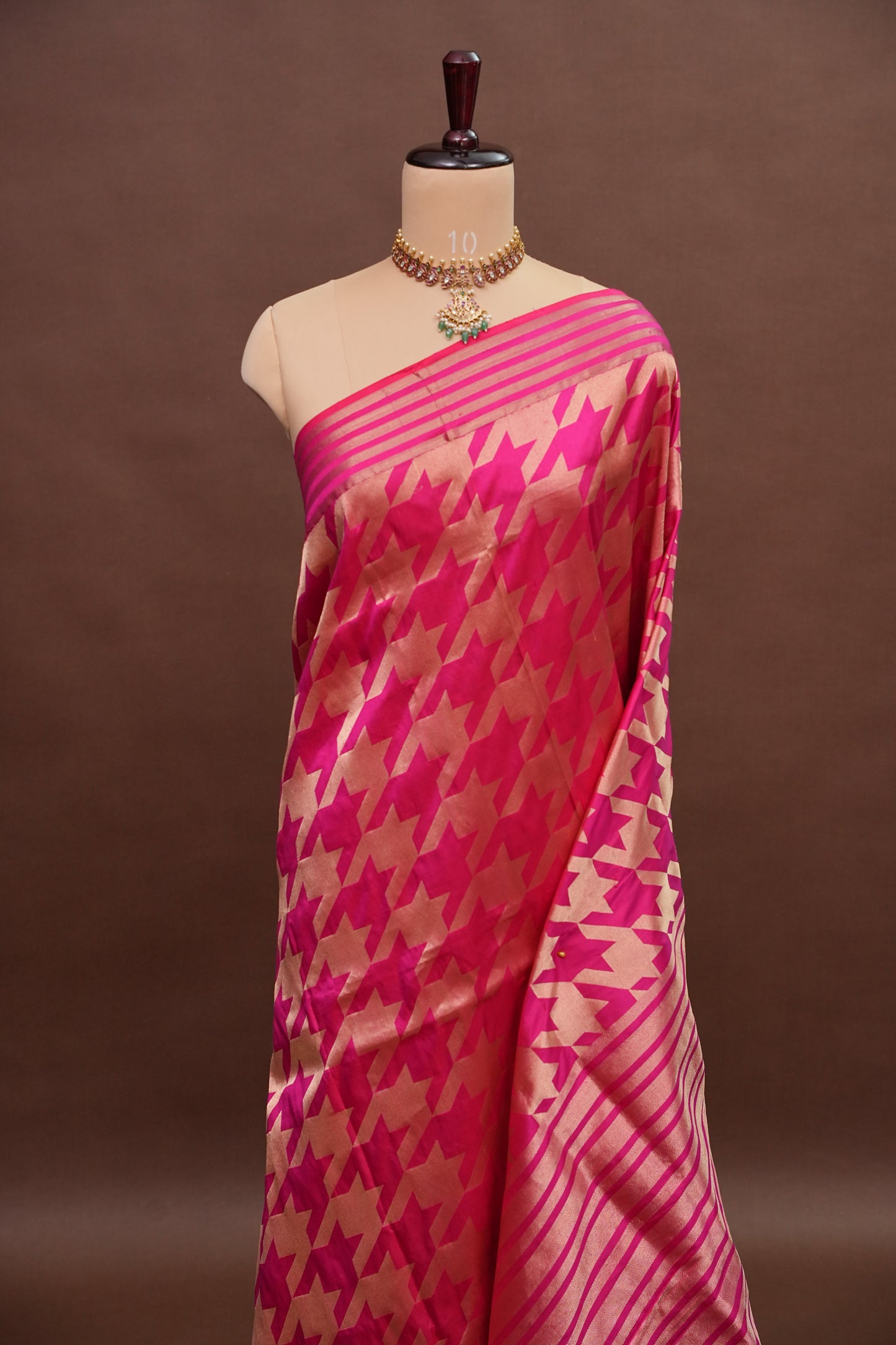 Geometric Patterned Pure Handloom Silk Katan Banaras Saree - Hot Pink