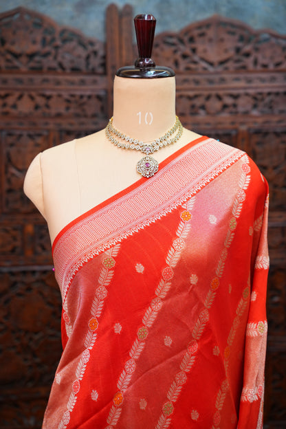 Mellow Tissue & Banarasi Fusion Saree with Meenakari Detailing – Red