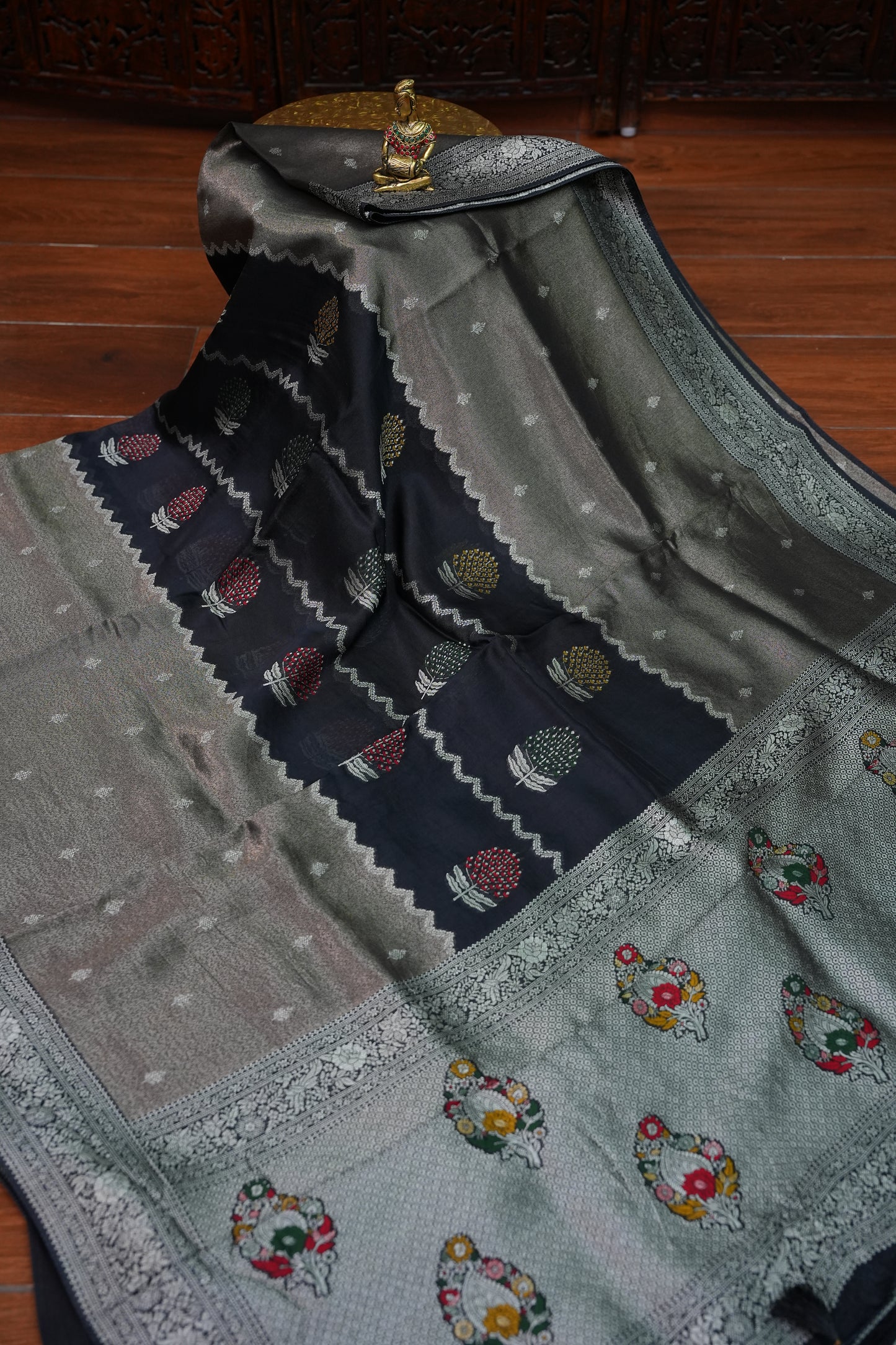 Mellow Tissue & Banarasi Fusion Saree with Meenakari Detailing – Blue