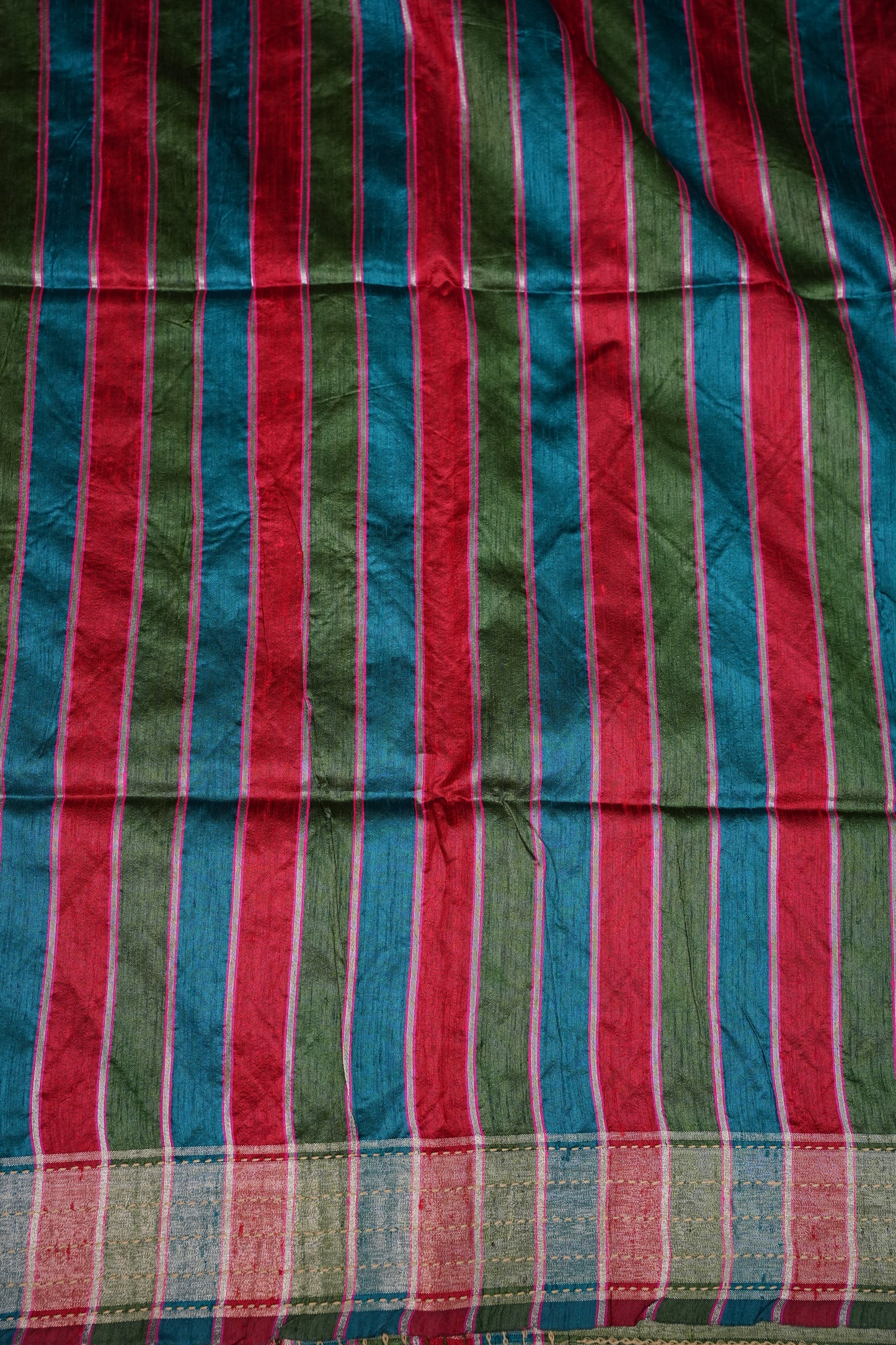 Raw Silk Saree with Katha Stitch - Green