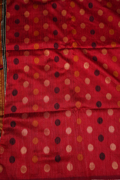 Raw Silk Saree with Katha Stitch – Red