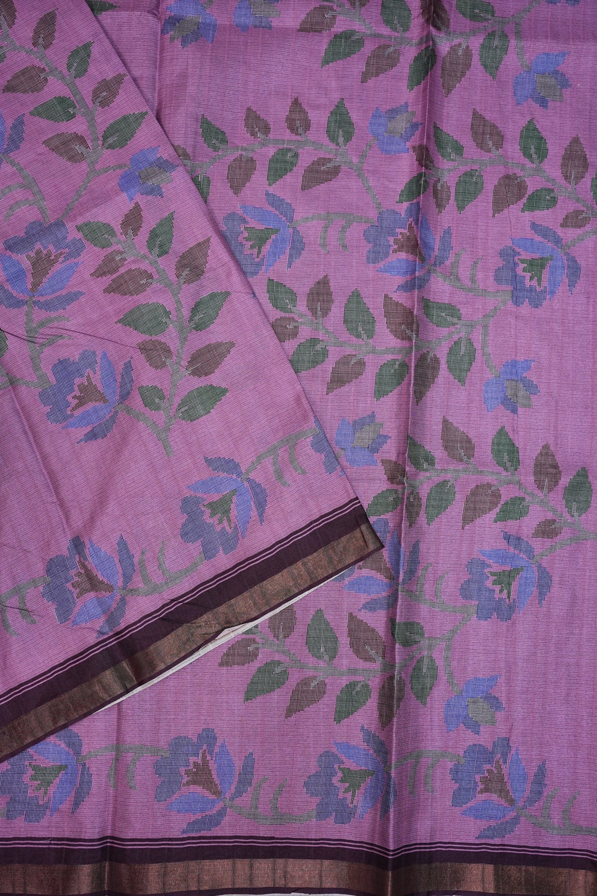 Semi Crepe Saree with Floral Design & Small Border – Lavender Purple