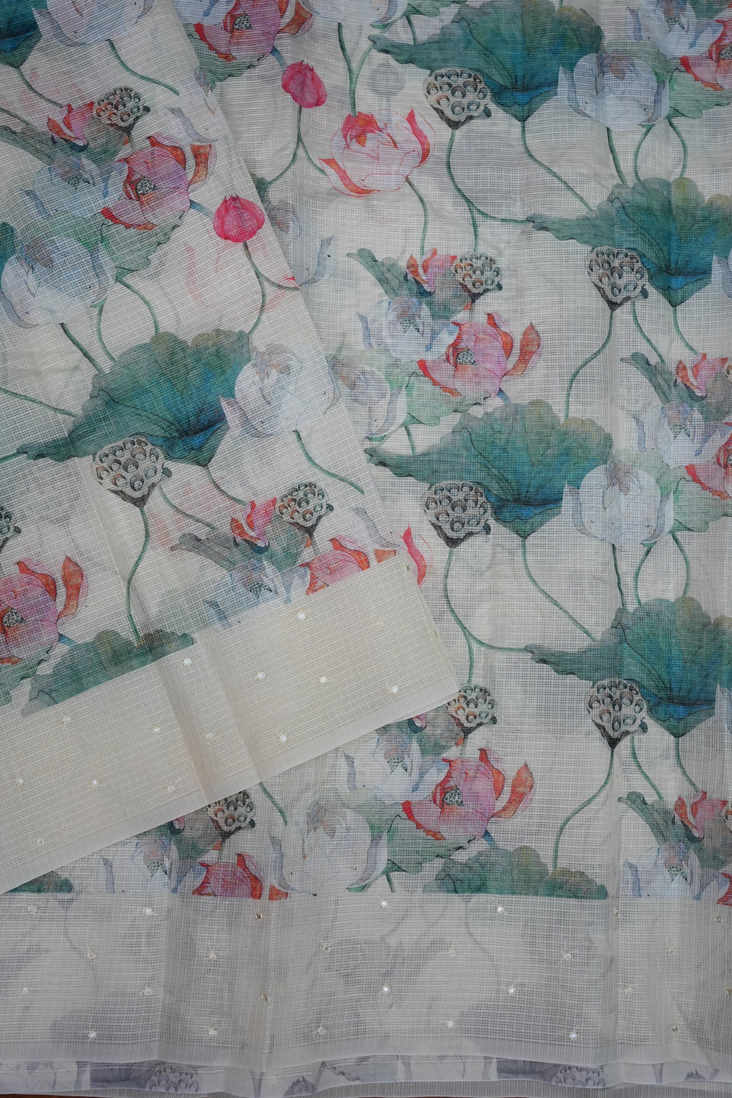 Kota Checks Saree with Lotus Floral Digital Print – Silver Grey