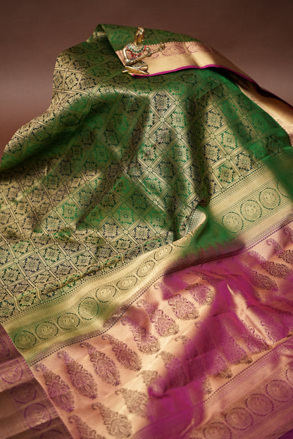 Bottle Green & Magenta Pure Kanchipuram Silk Saree|Silk Mark Certified