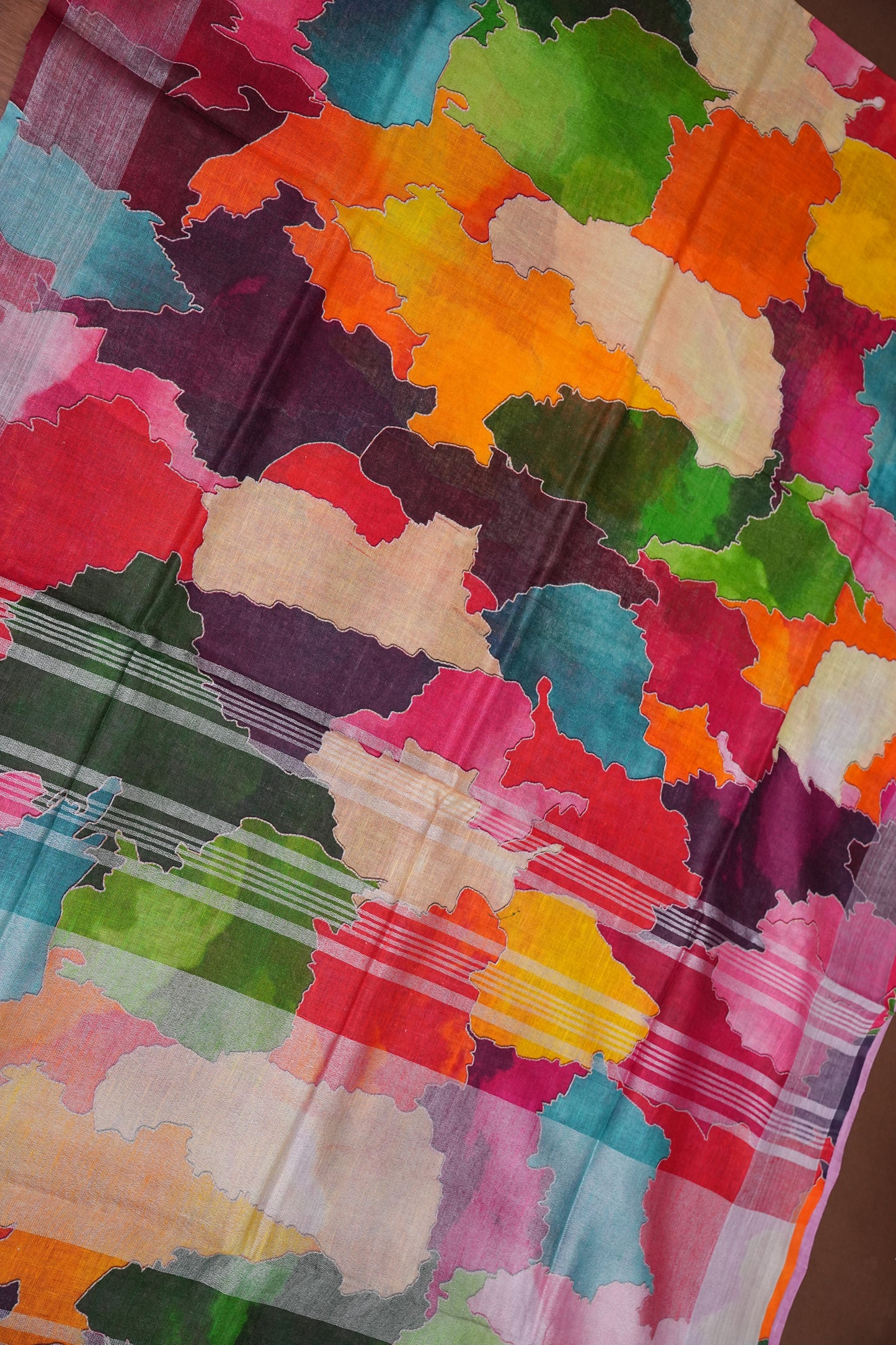 Digital Printed Pure Linen Saree - Multicolor