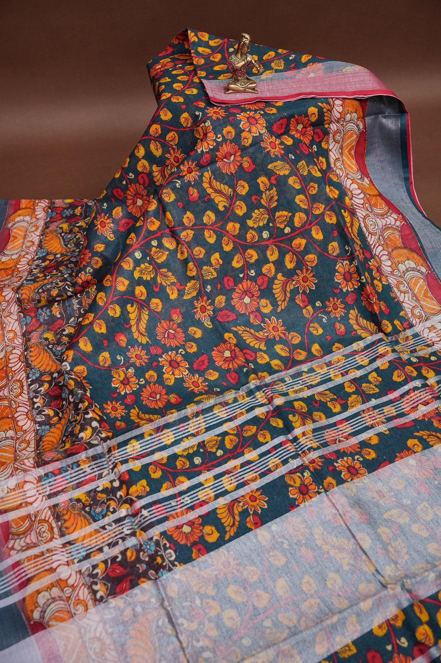 Digital Printed Pure Linen Saree - Elephant Grey