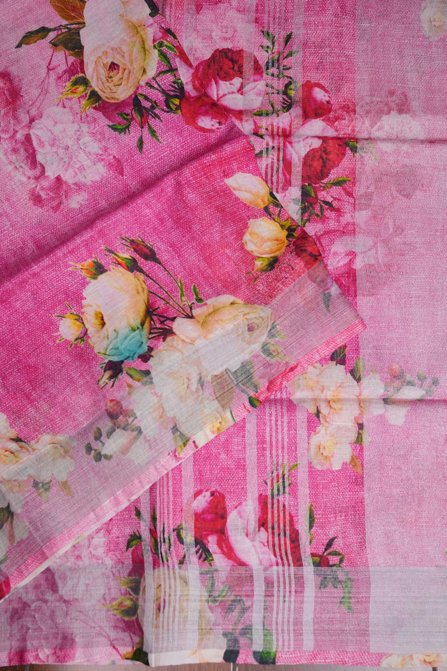 Digital Printed Pure Linen Saree - Pink
