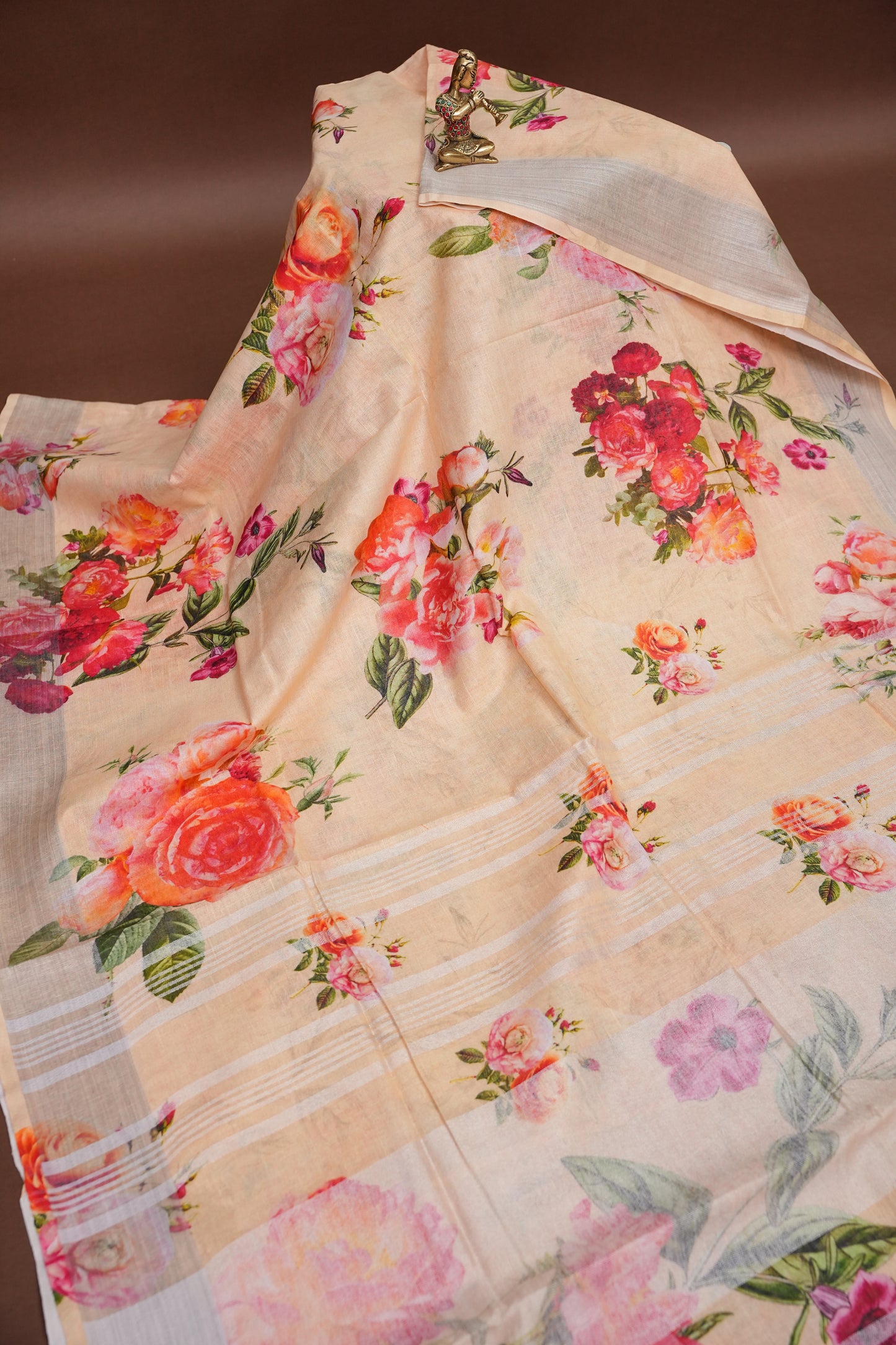Digital Printed Pure Linen Saree - Beige