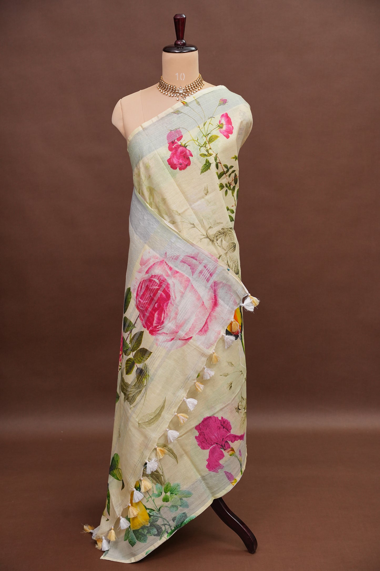 Digital Printed Pure Linen Saree - Beige