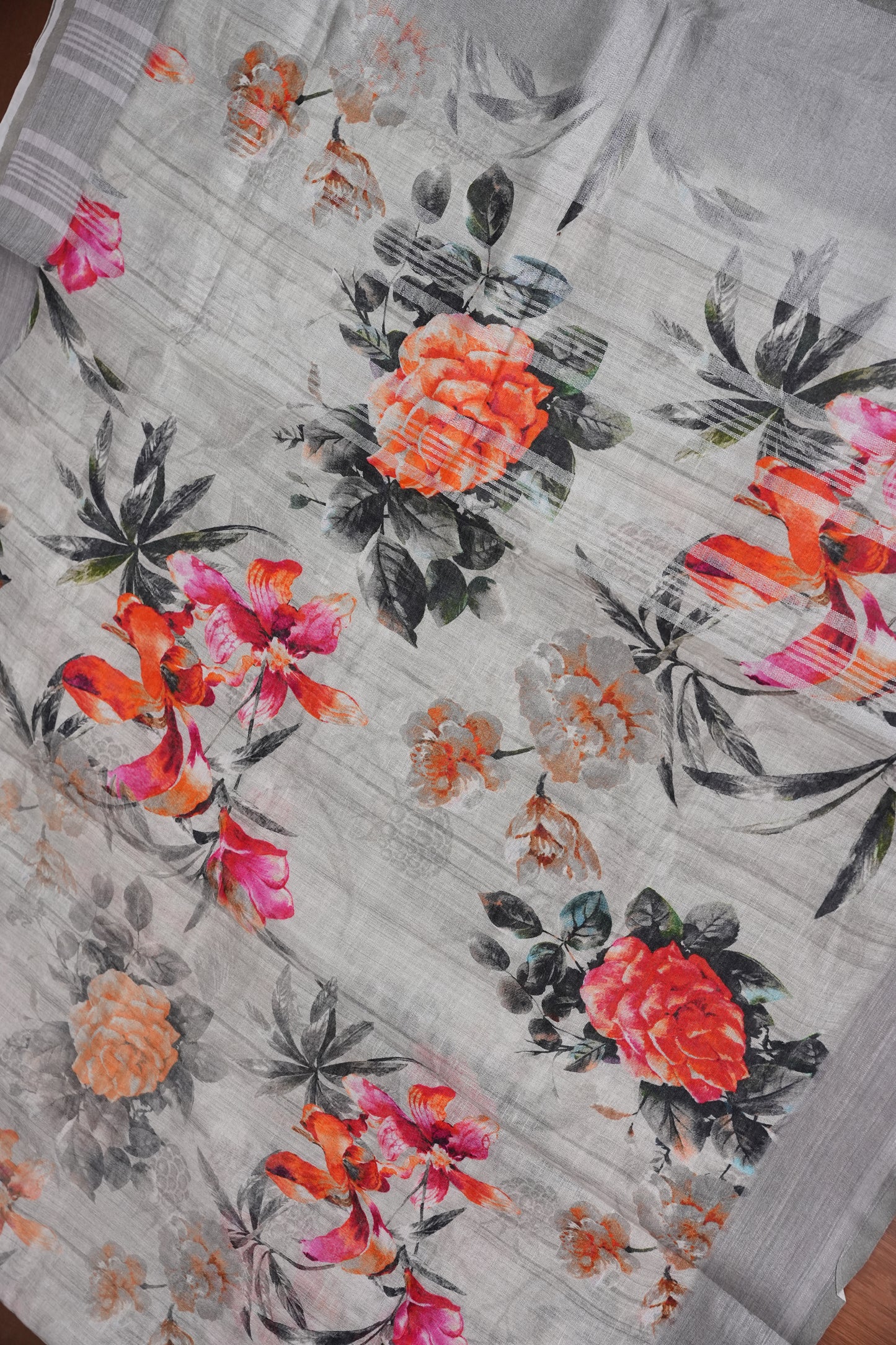 Digital Printed Pure Linen Saree - White & Grey